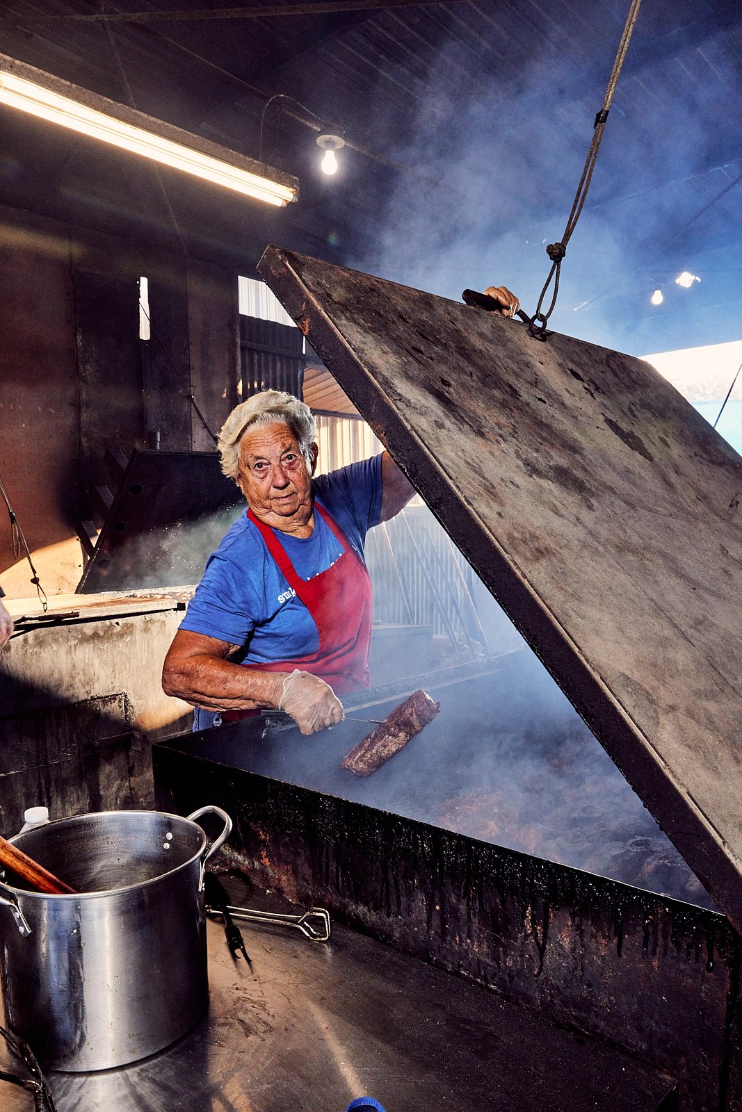 Tootsie at Snow's BBQ for Texas Monthly. Image by Austin-based food and portrait photographer, Mackenzie Smith.