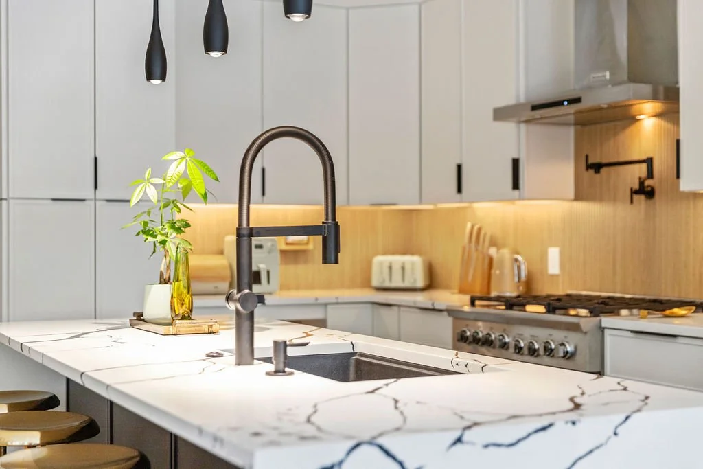Kitchen_01.jpg