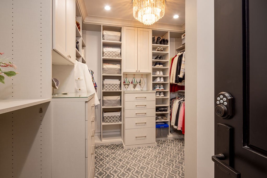 Walk-in-Closet_1589.jpg