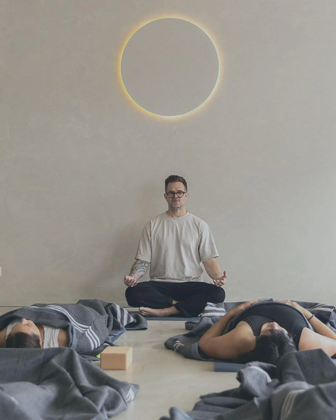 Midday pause - Breath

A 45-minute breath work reset for body, mind, and heart.  Offered on Fridays, this session provides a vital reset just in time for the weekend. 

This class focuses on simple breathing practices combined with gentle somatic awa