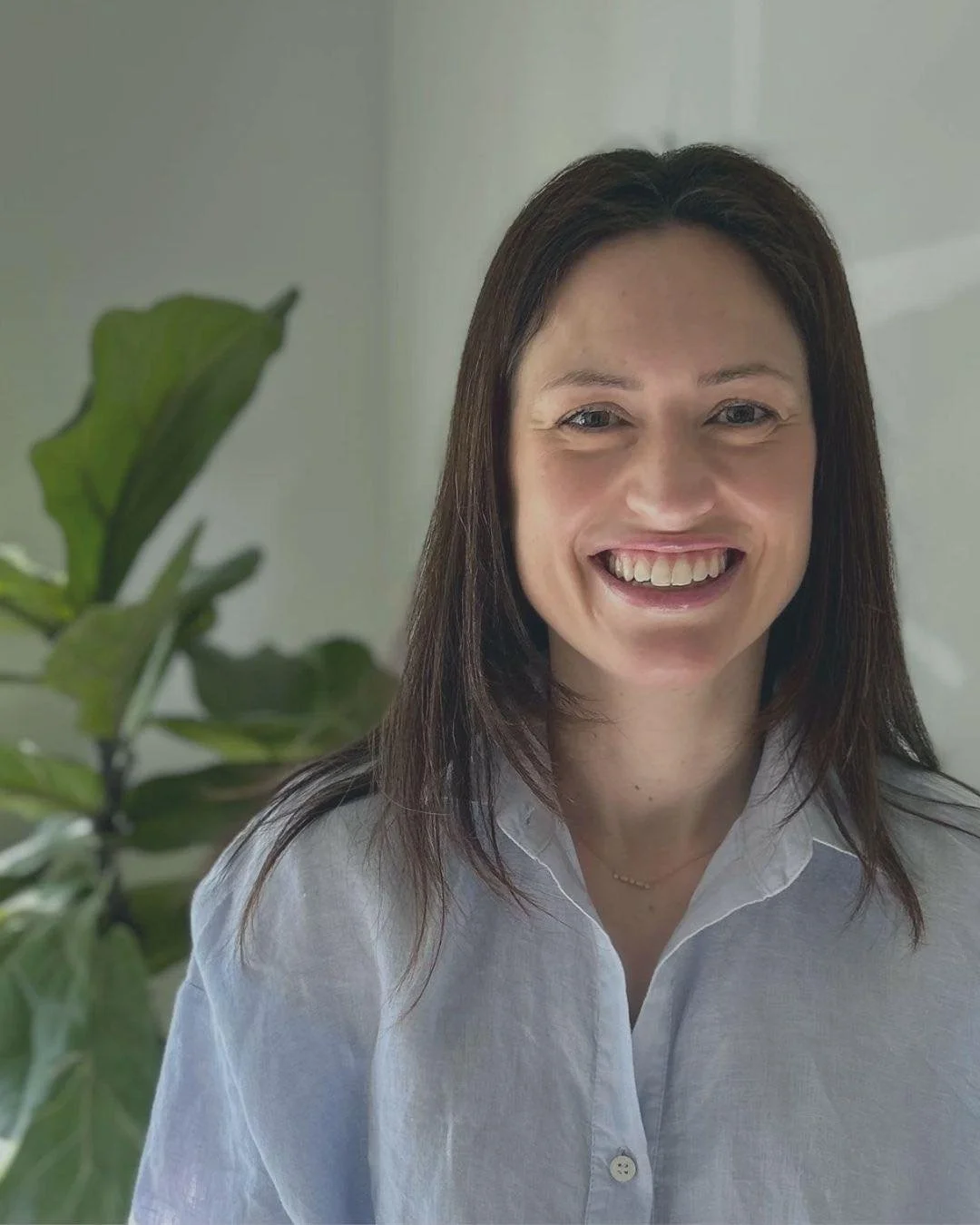 Kinesiology invites you to slow down, listen inward and reconnect with your body&rsquo;s natural wisdom. 

Through gentle muscle testing and subtle, non-invasive techniques, Simone [@illuminatehealthandwellbeing] blends Kinesiology, Mind Body Medicin