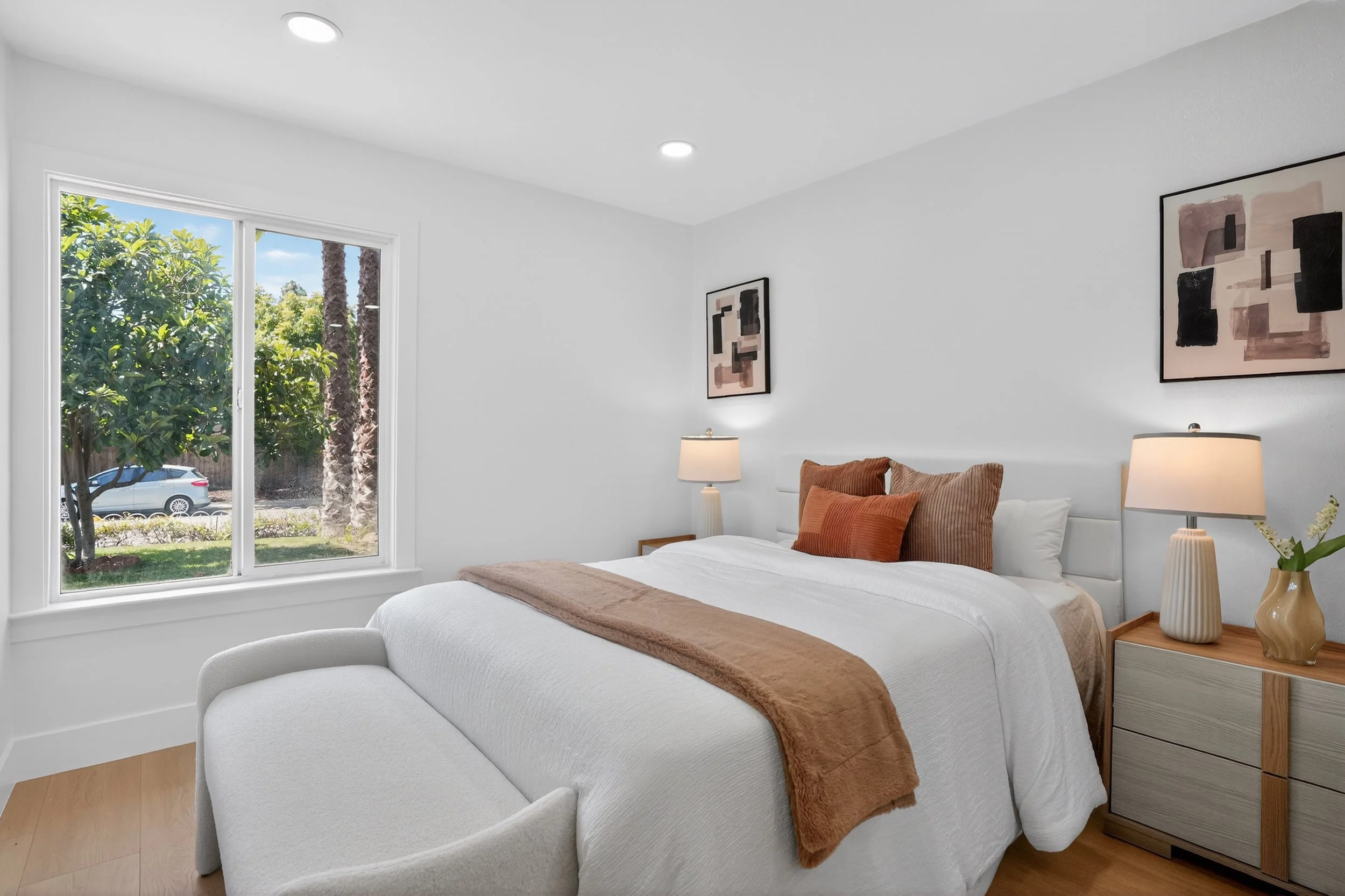 24_1718_Cheney_Dr-Bedroom-3835.jpg
