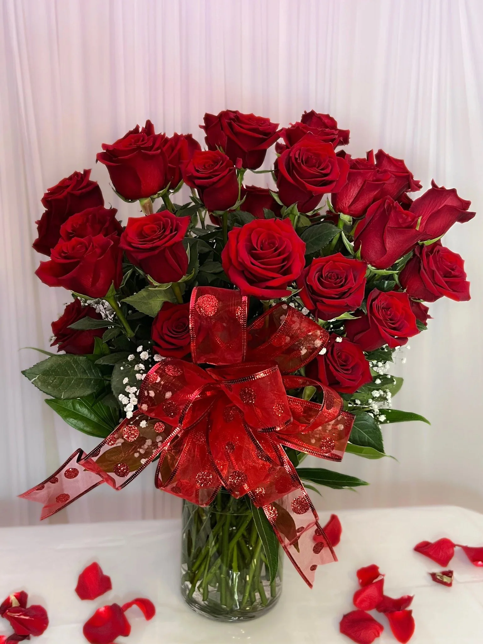 50 st bow vase 1.png