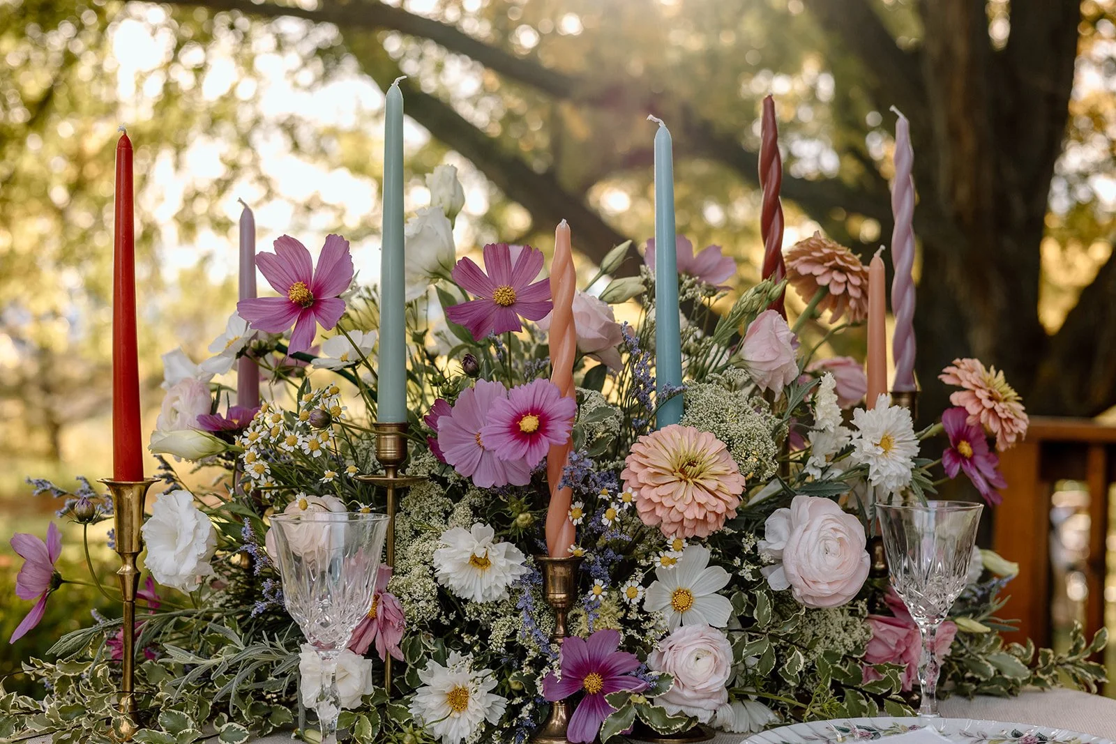 Photography: @braidynlooperphoto
Retreat Host/Content Creation: @wyoweddingco