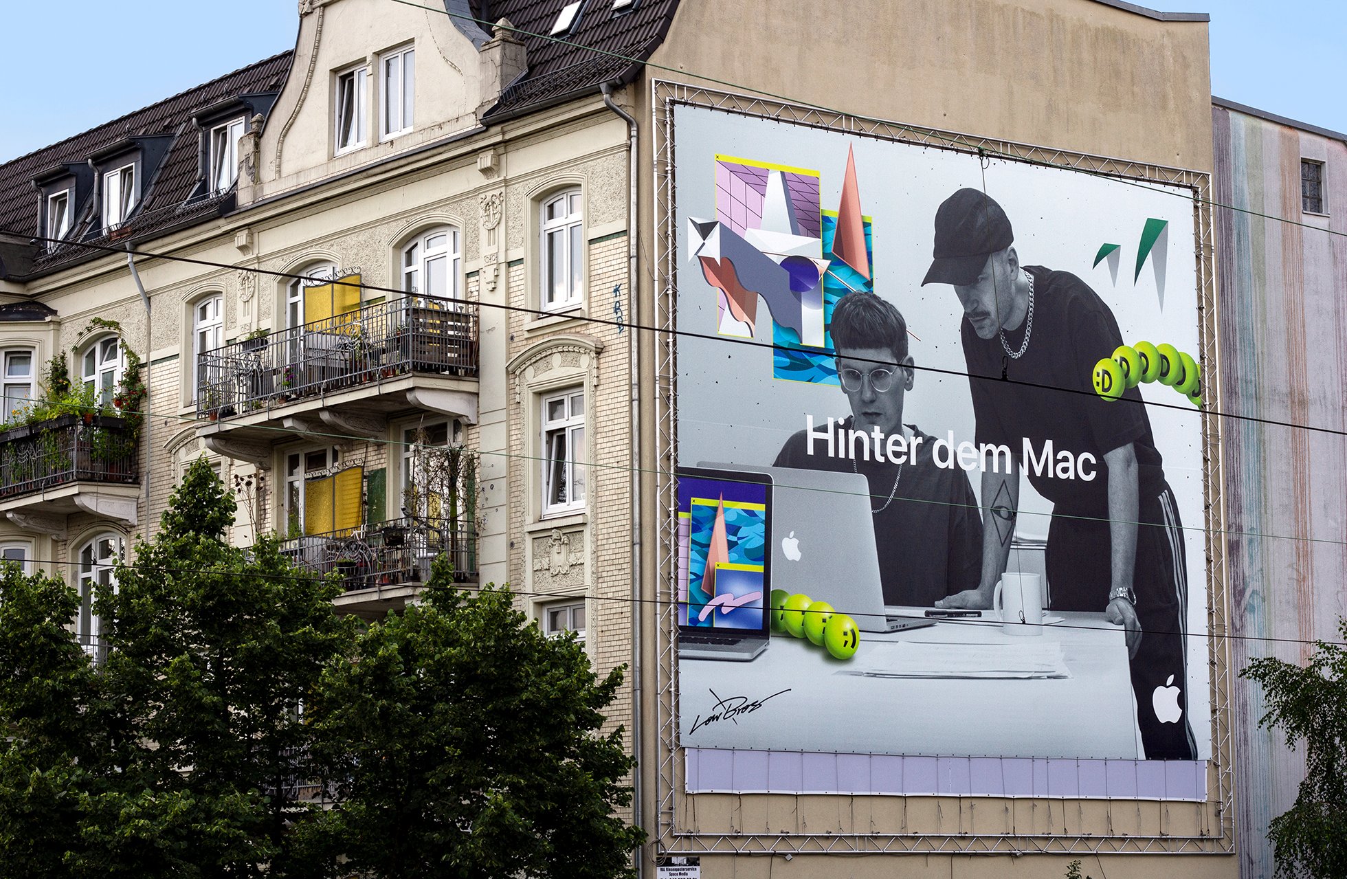 Mac_Shot_Close_web.jpg