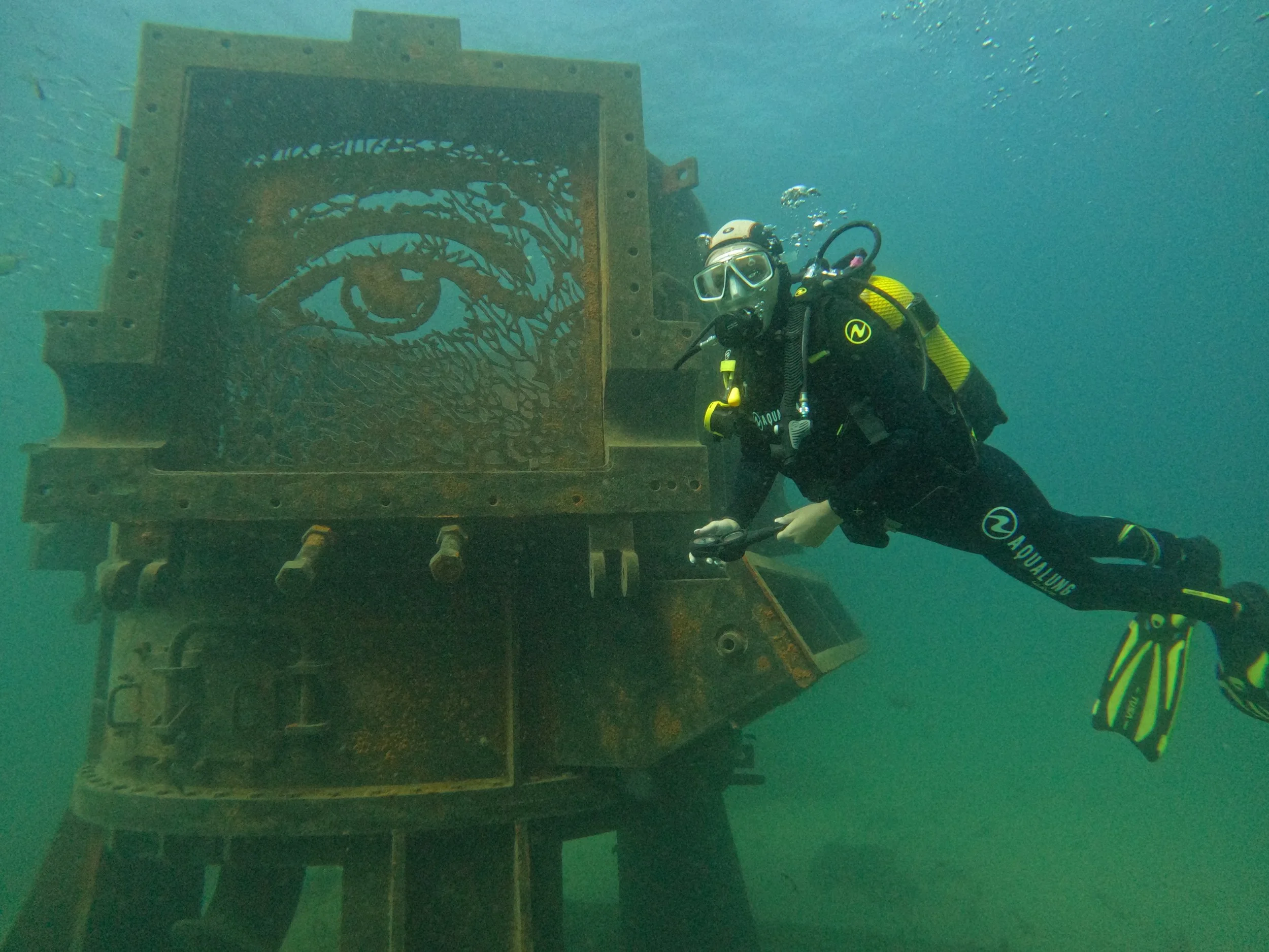 Diver by Vhils underwater art exhibition ©️Indigo Divers
