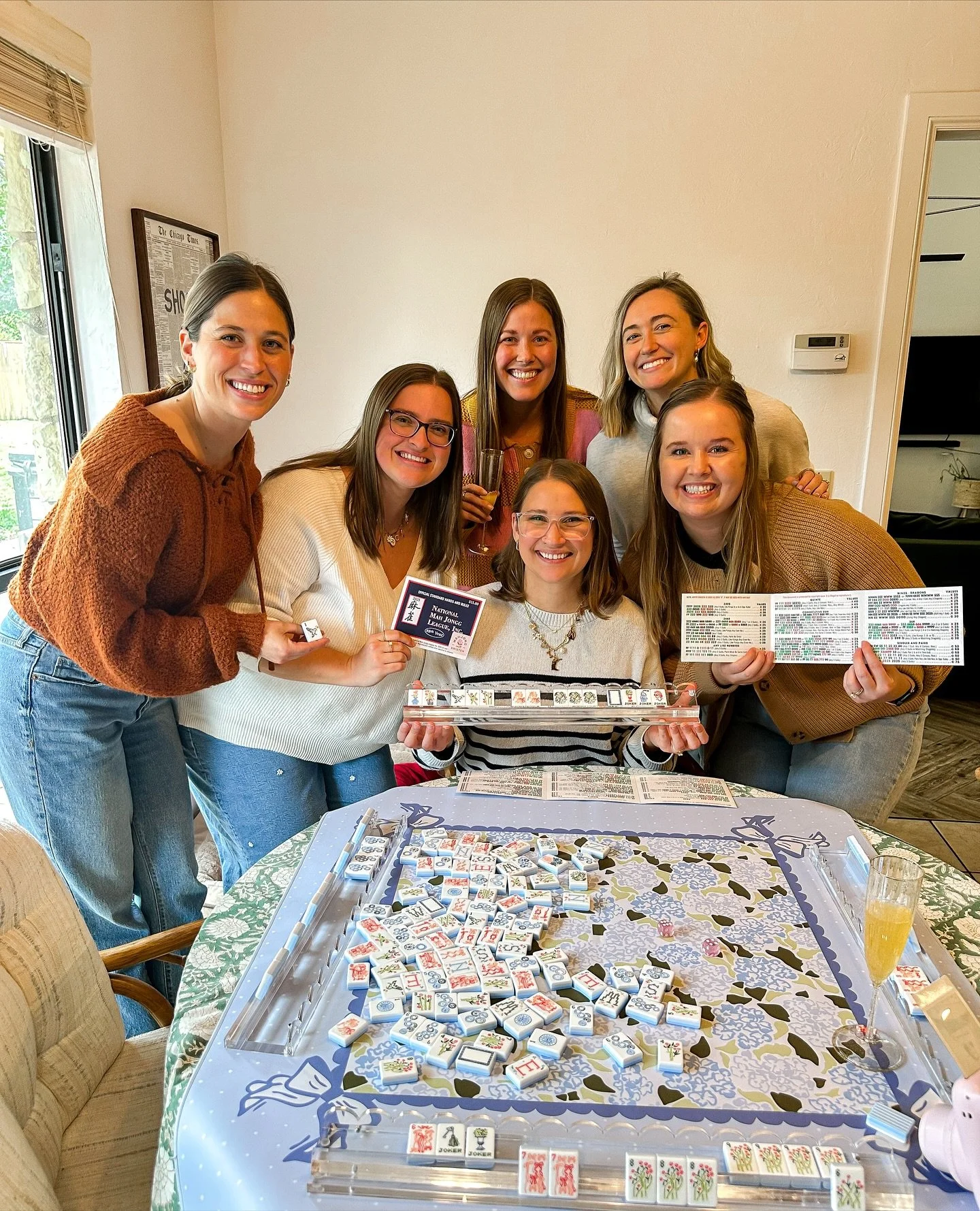 Brunch, mimosas, and mahjong&hellip;say less, I&rsquo;m in! 🍾🀄️🥂
Thank you @jaamjekk for having me over to teach your sweet friends all things mahj!

Tiles: @missmahjongofficial Miss Darling. Use code: MAHJKRISTEN for 10% off!