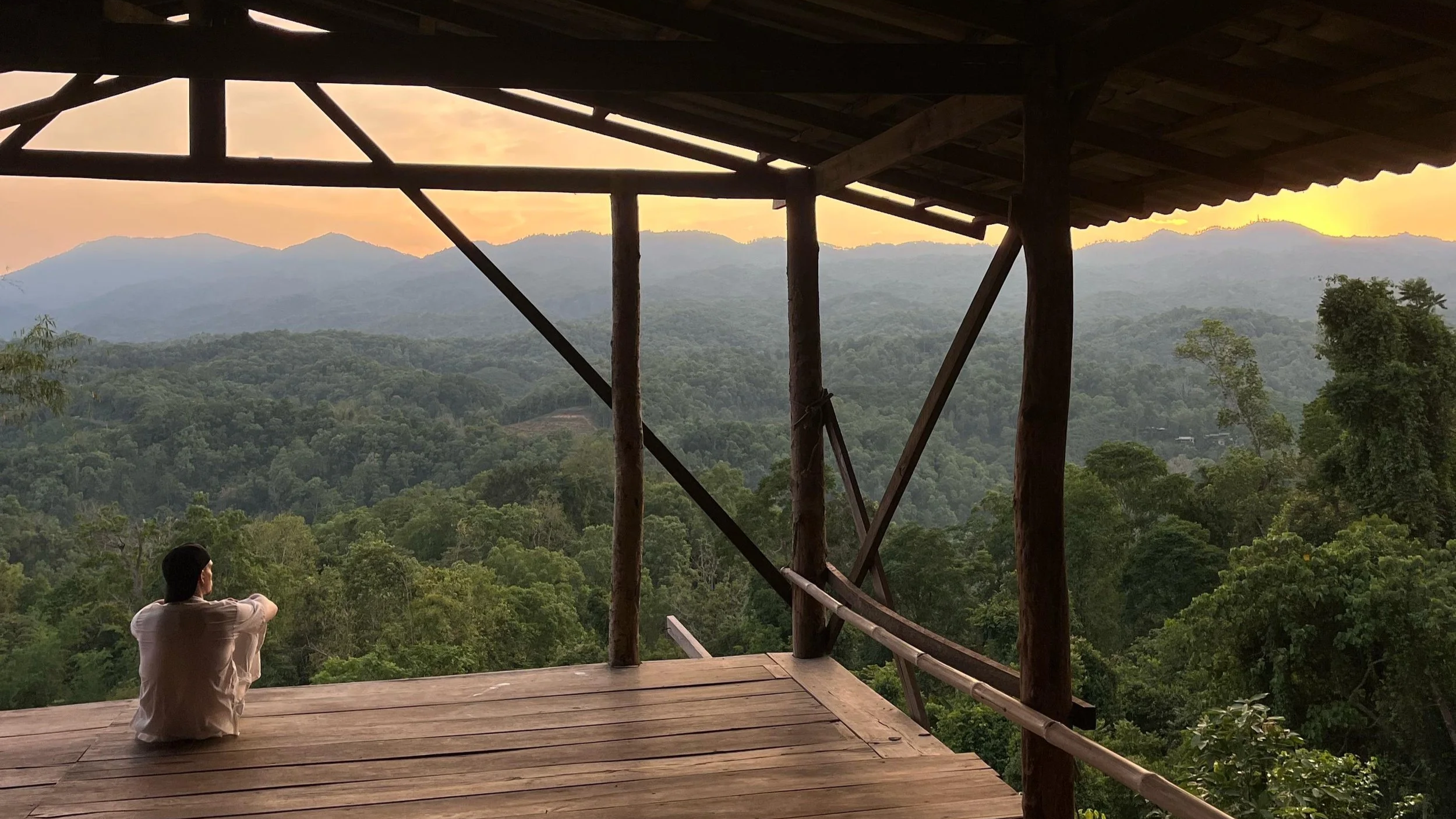 Breathwork vs Meditation for Stress and Anxiety: Which is Better?