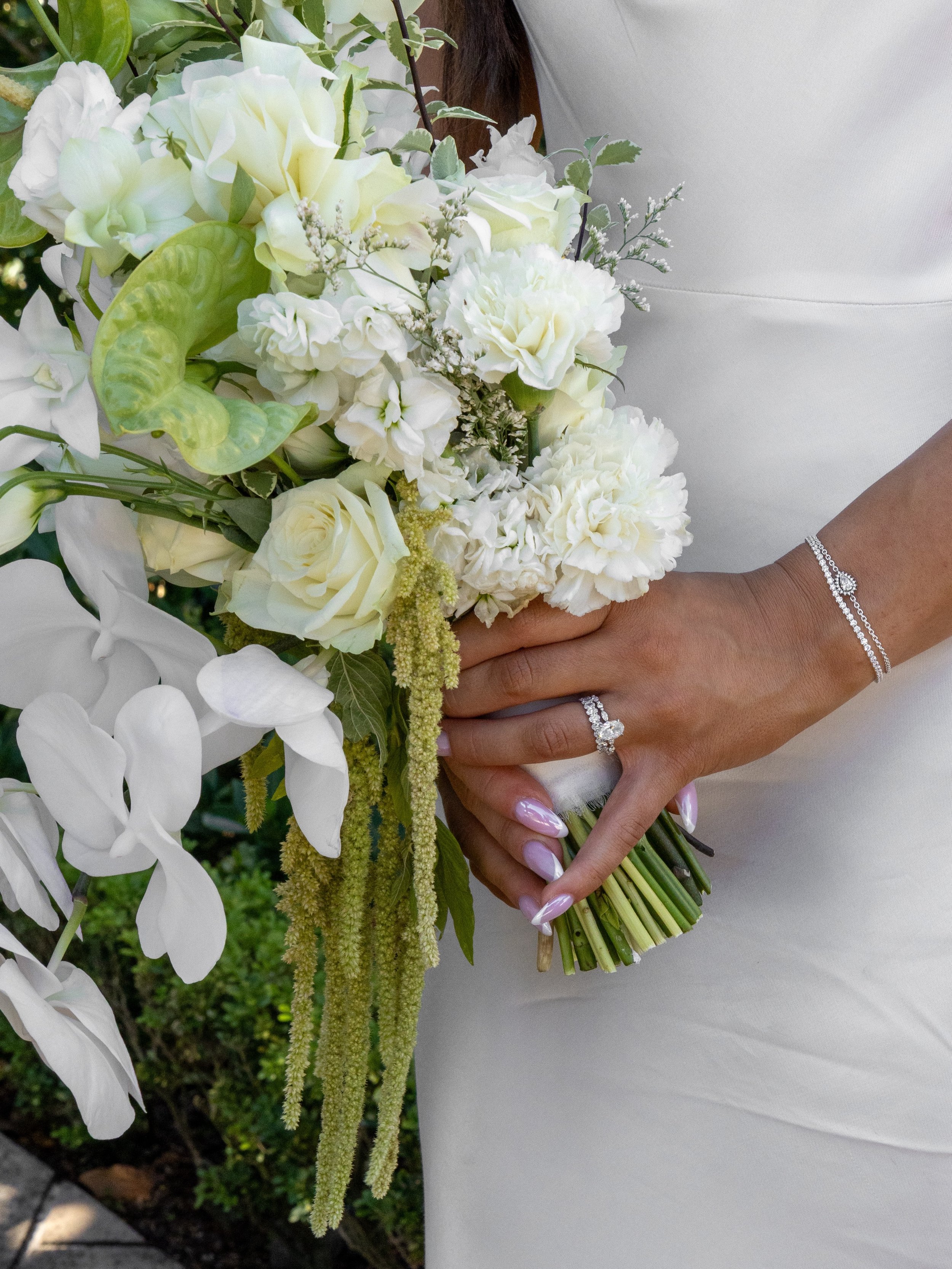 I still can&rsquo;t get over how beautiful this day was 🥹

Ryan x Rachel

Photography @labelle.media
Content creator @yoursocialedit_ 
Hair @hair.byanastacia 
Makeup @madartistryy 
Florist @flowersbymichelle__ 
Dress @meshki
Alterations @cels.boutiq
