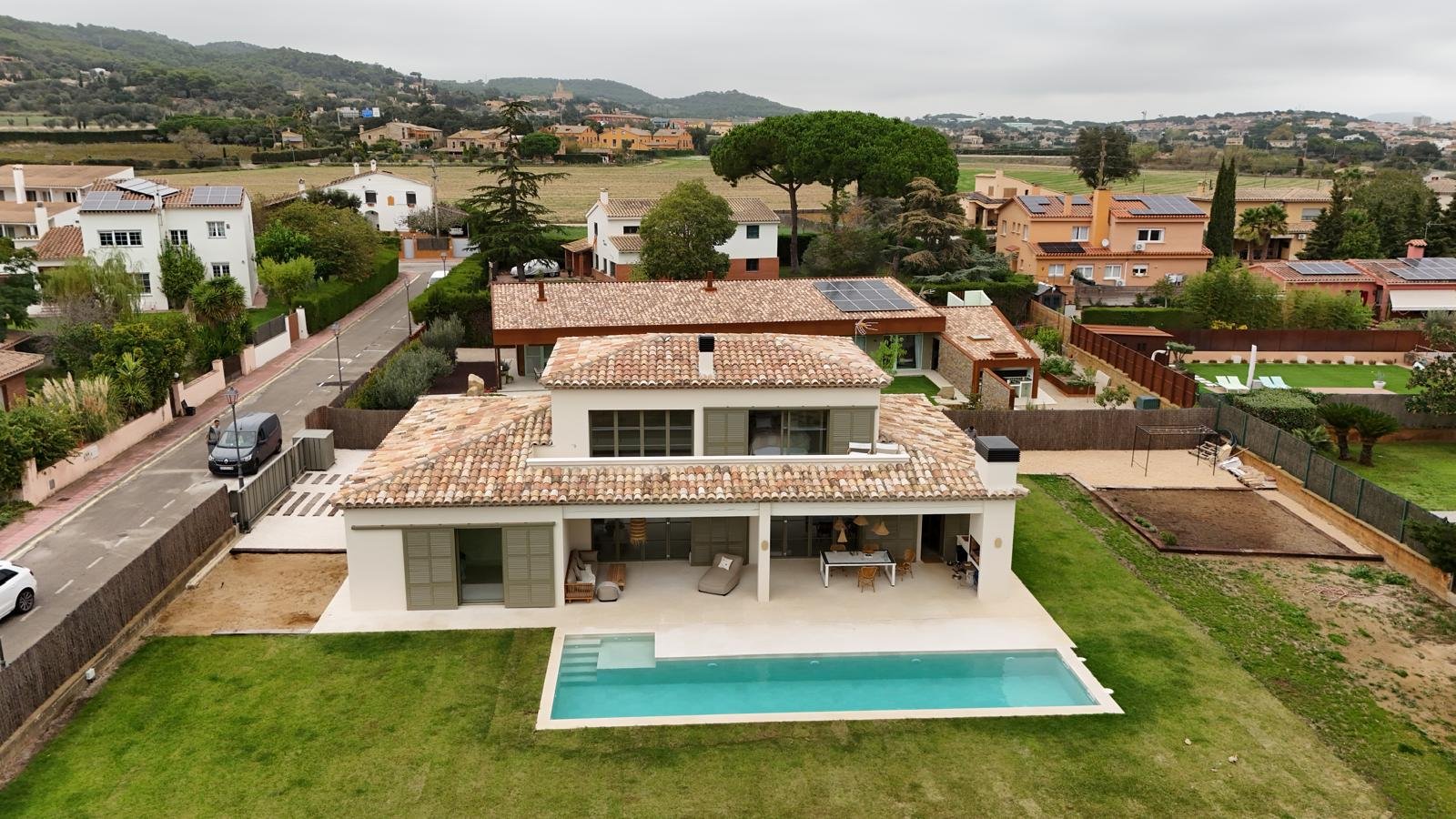 PHOTO-2025-07-17-13-19-18 2.jpg