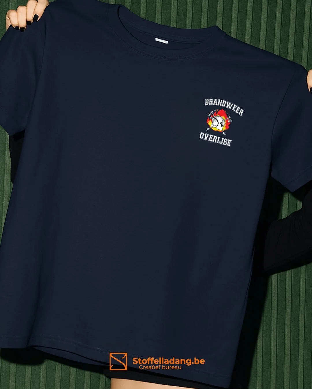 Nieuwe t-shirts, hoodies en petjes voor de pompiers @brandweeroverijse: proper, stevig en klaar om de vlammen! Schoon toch? 🧑&zwj;🚒🚒