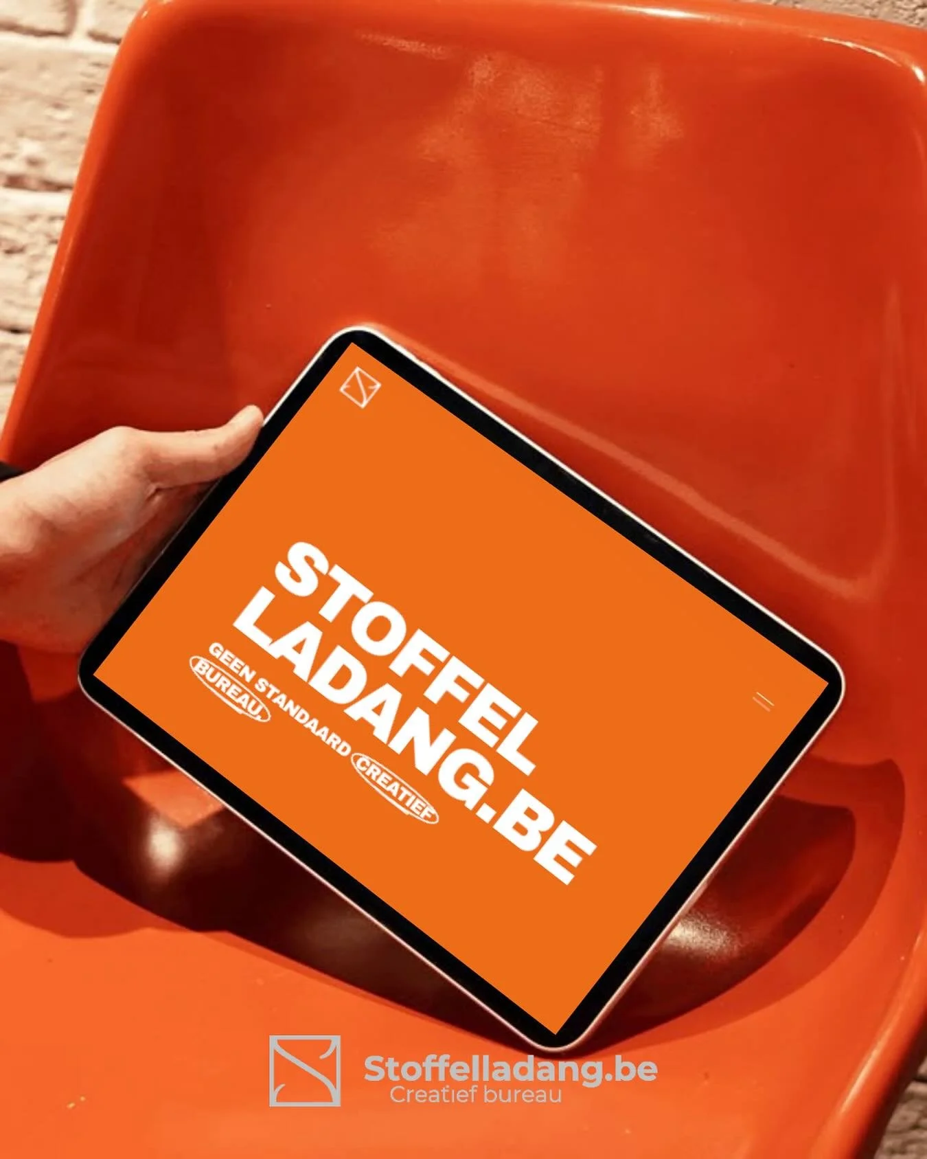 Rood zwart is zo 2024, vanaf nu gaan we door het leven in&rsquo;t oranje 🟧 
Check onze nieuwe website, volledig SEO proof 👉 https://www.stoffelladang.be/ 

En hey, zit jij ook met een website die verouderd is? Say no more, wij kunnen dat regelen!