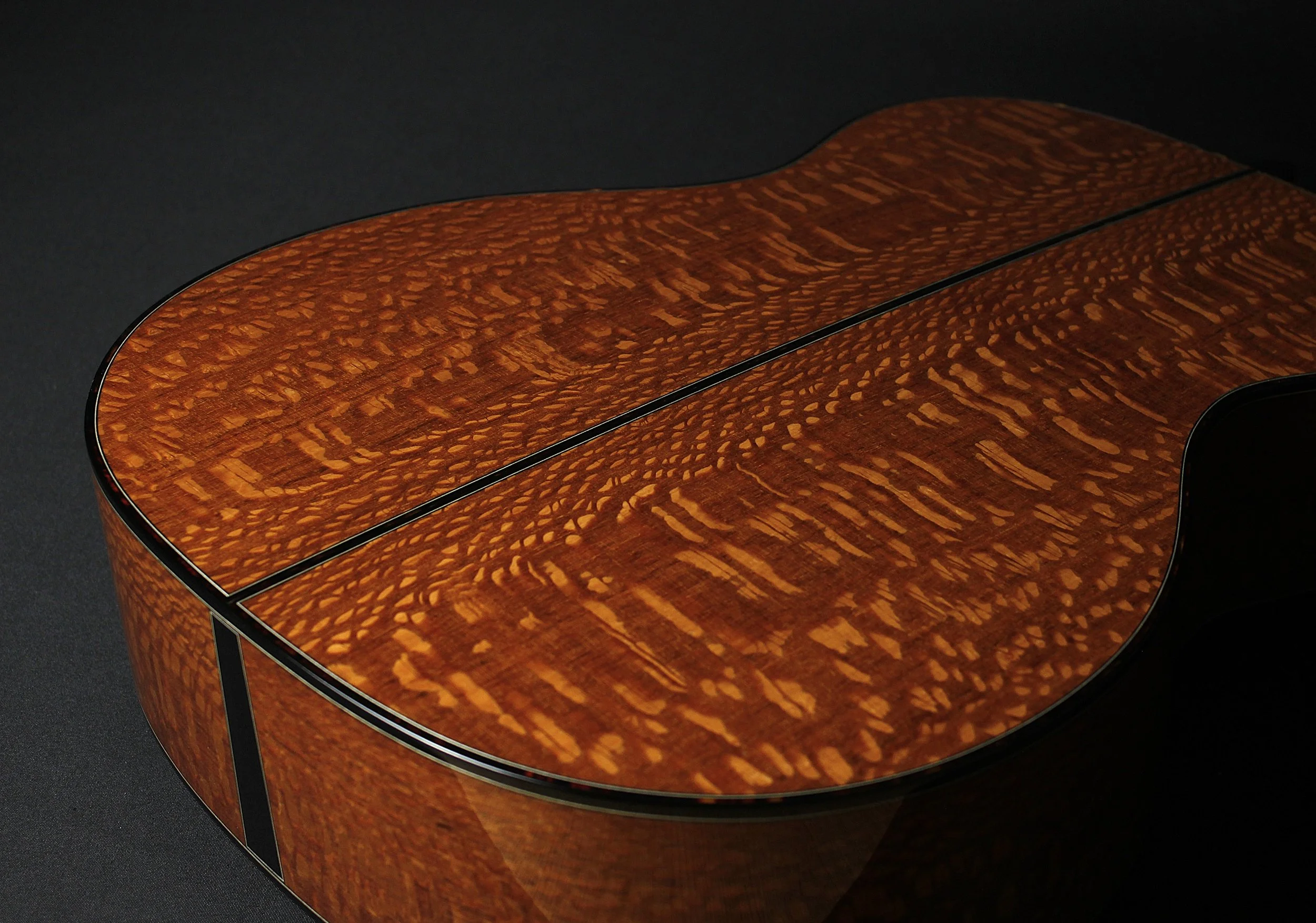 OM - Schweizer Mondfichte, Lacewood - Old Growth Guitars
