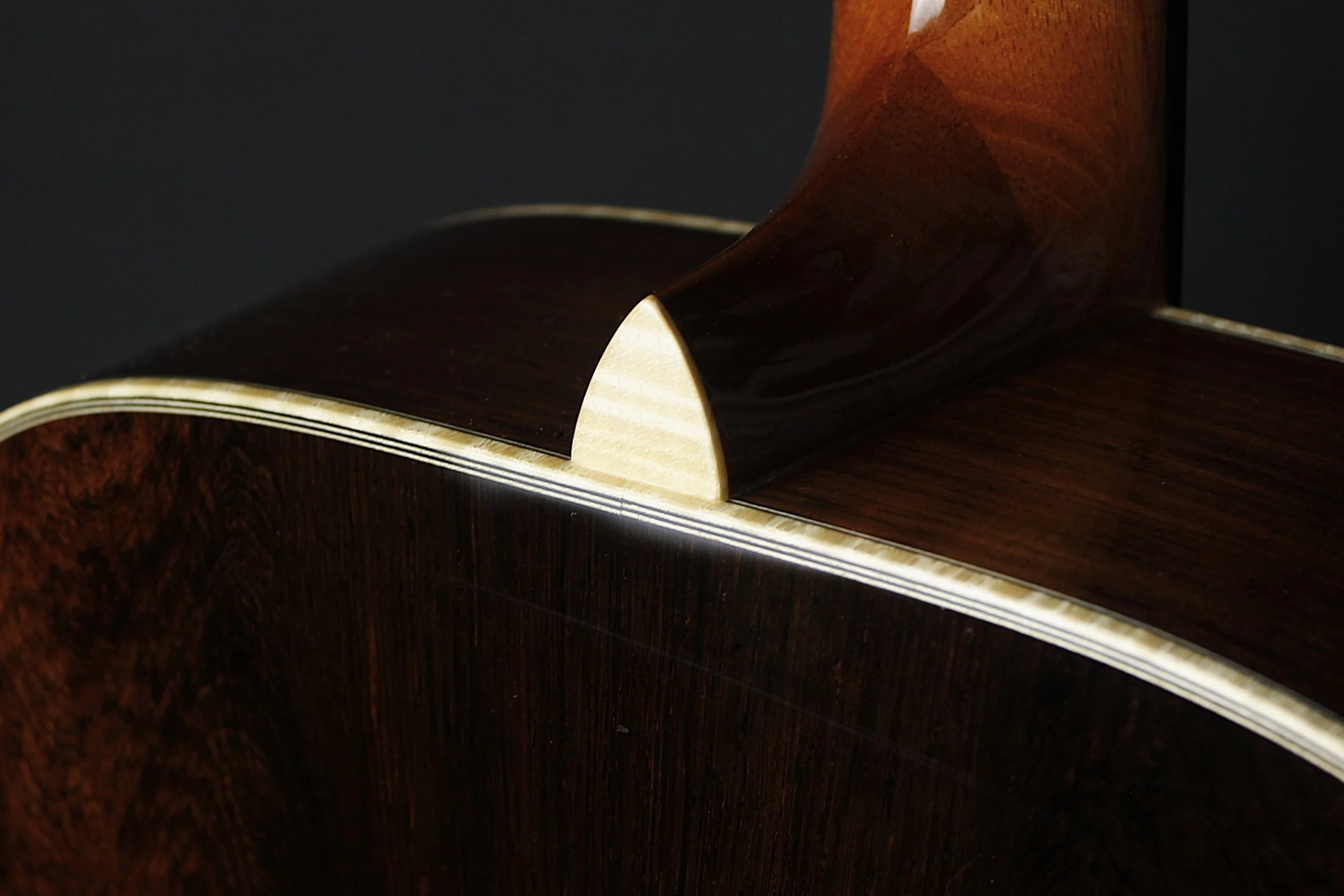 Dreadnought - Schweizer Mondfichte, Madagaskar Palisander - Old Growth Guitars