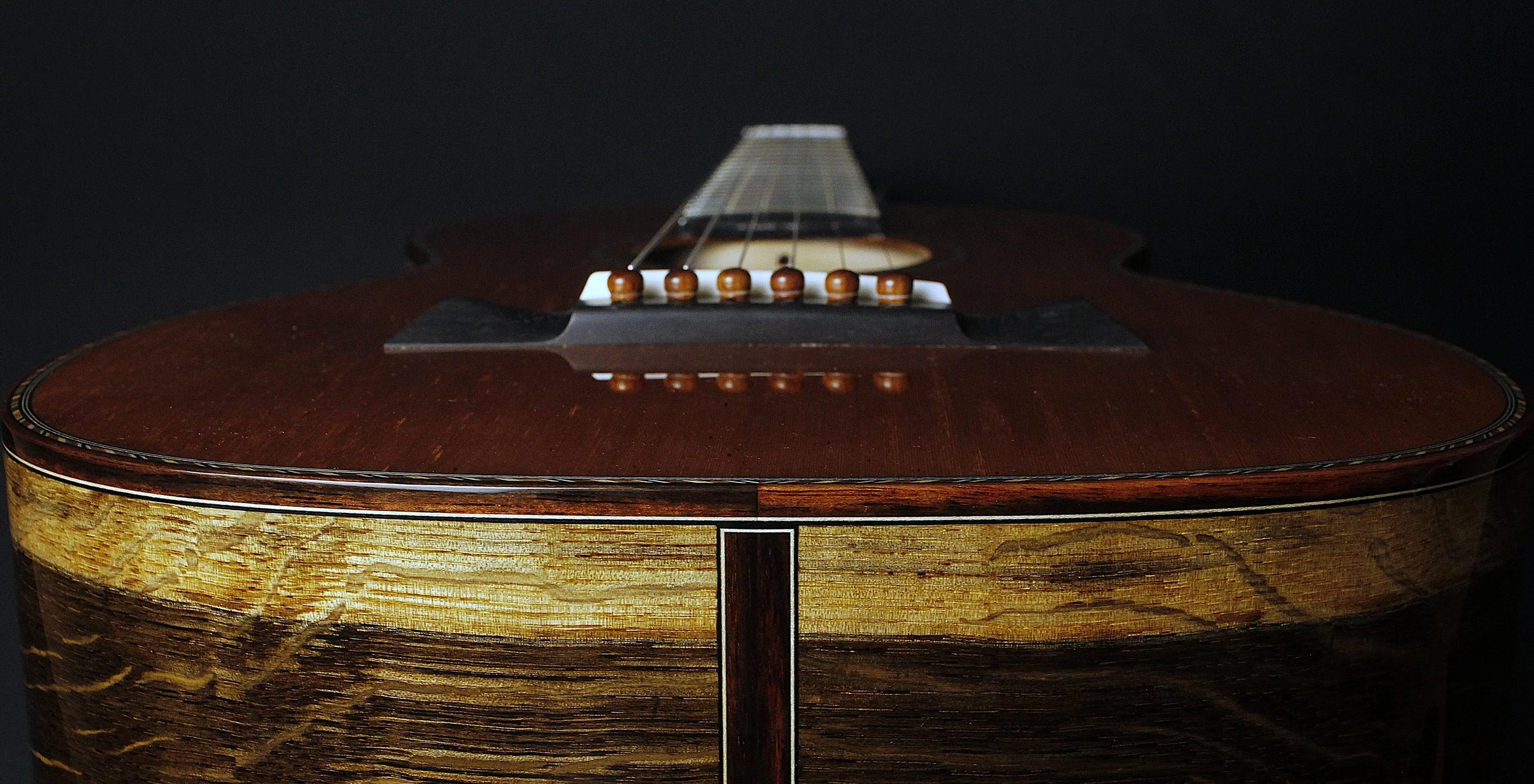 Size 5 - Redwood, alte deutsche Eiche, geräuchert - Old Growth Guitars