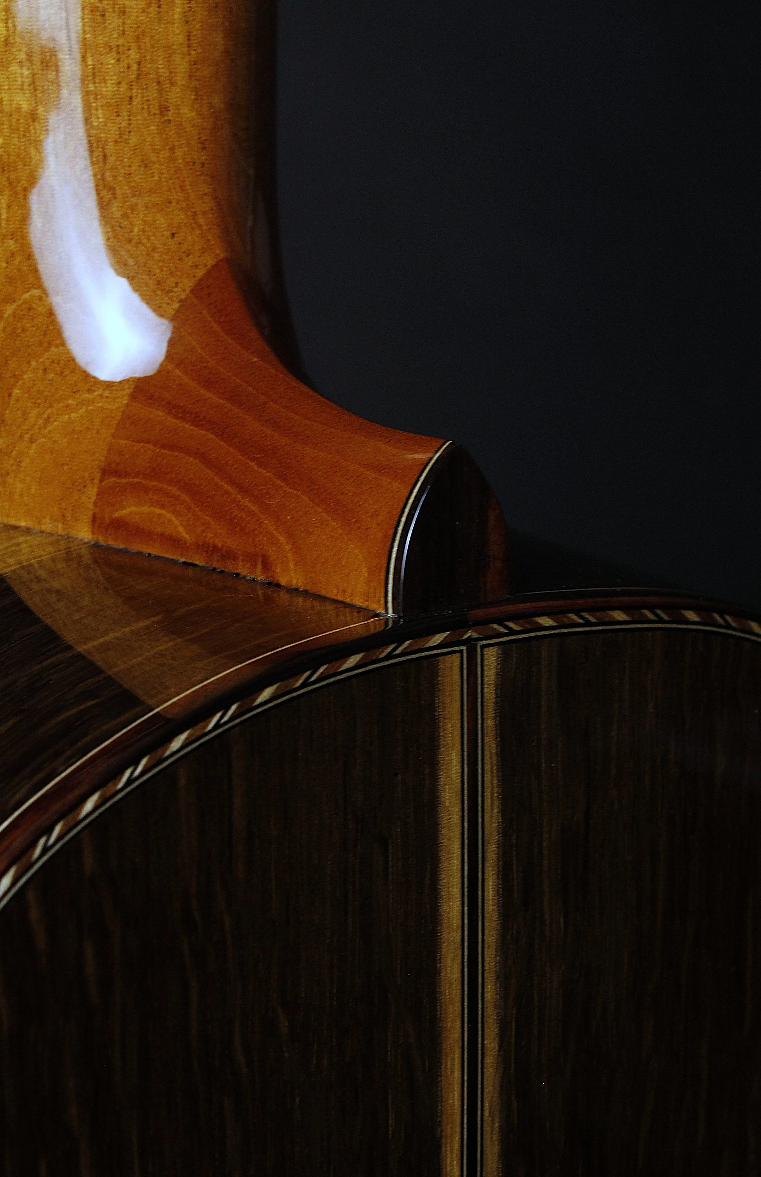 Size 5 - Redwood, alte deutsche Eiche, geräuchert - Old Growth Guitars