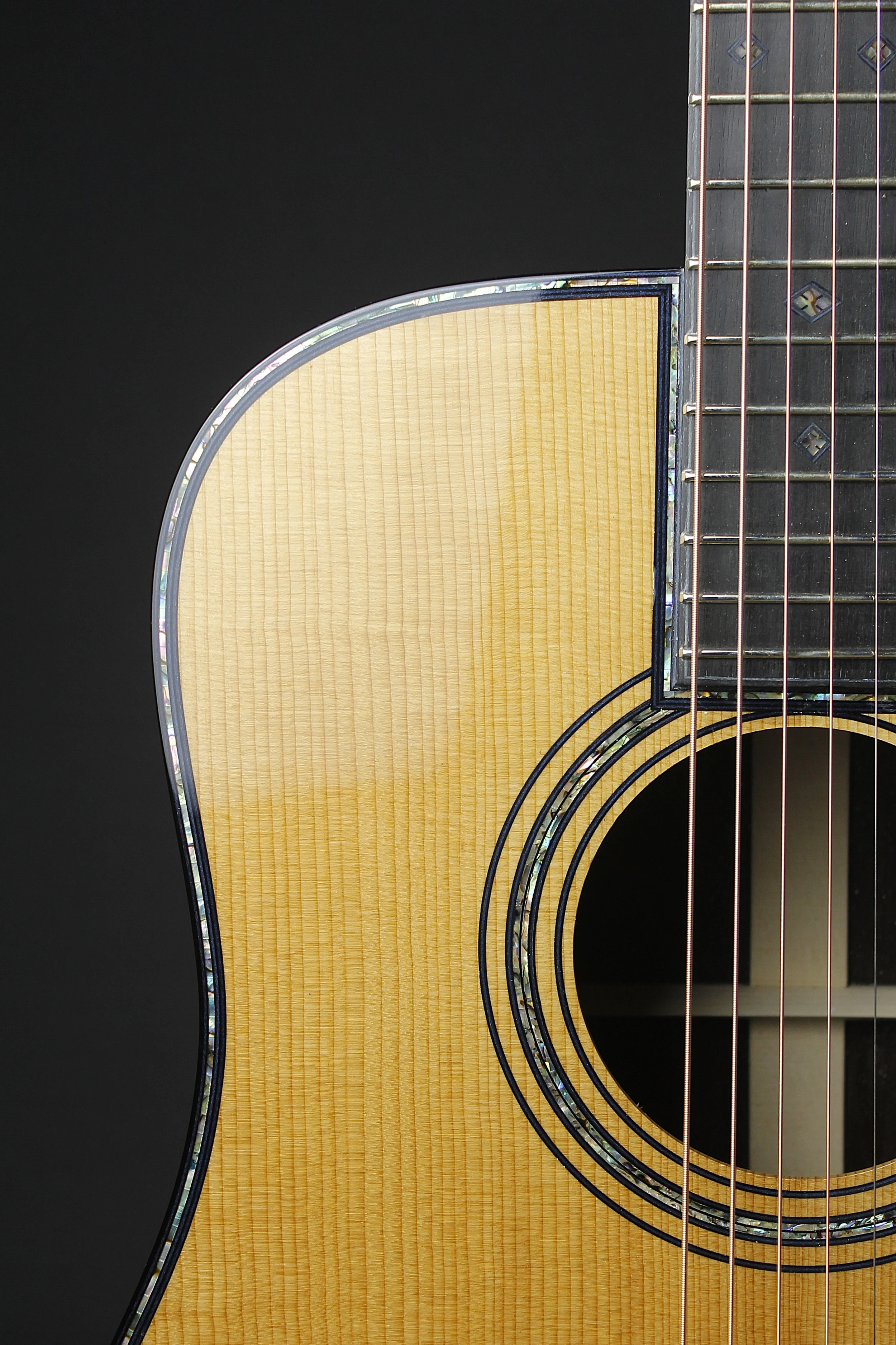 Dreadnought - thermo Adirondack, Katalox - Old Growth Guitars