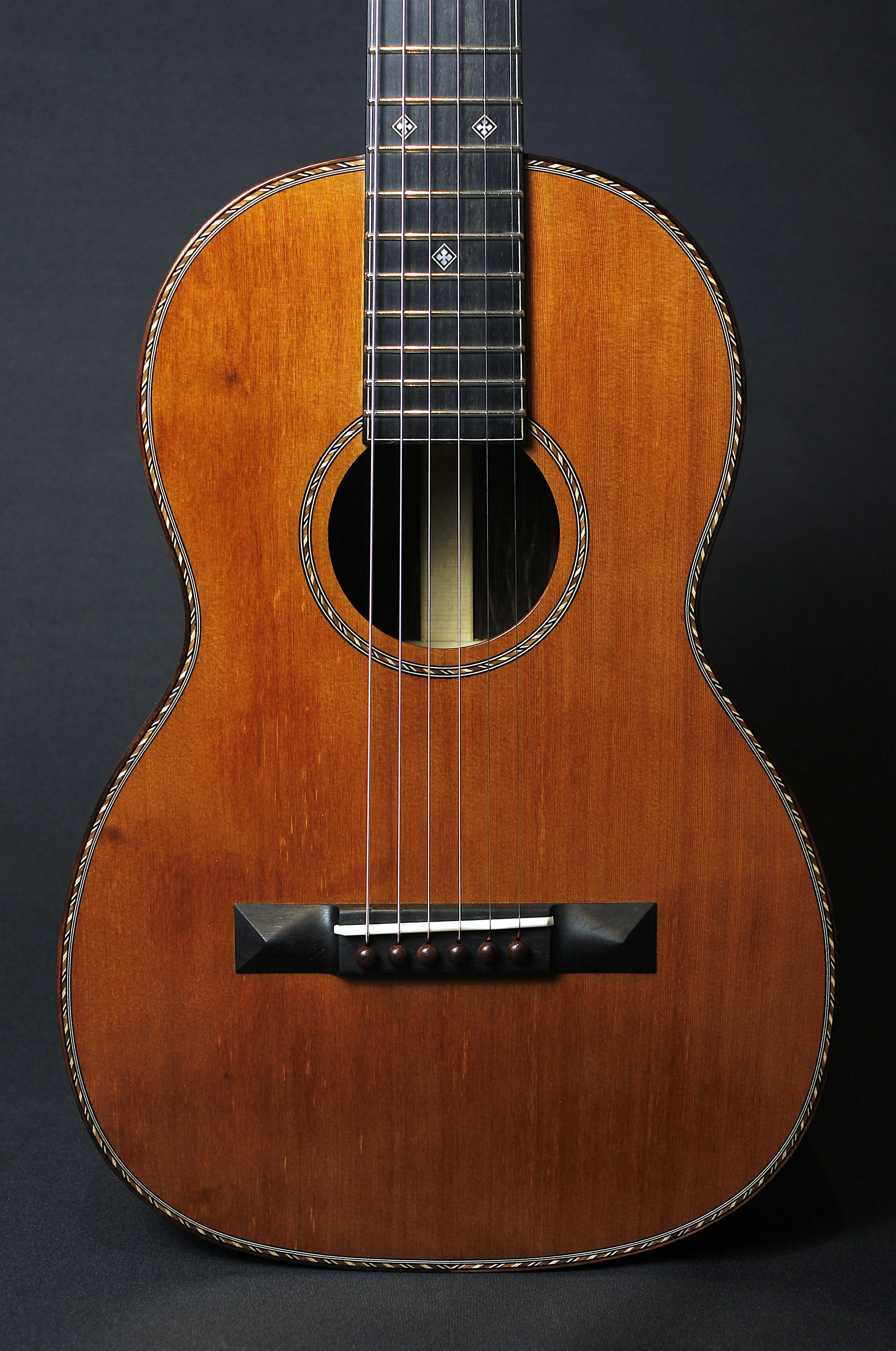 Size 5 - Redwood, alte deutsche Eiche, geräuchert - Old Growth Guitars