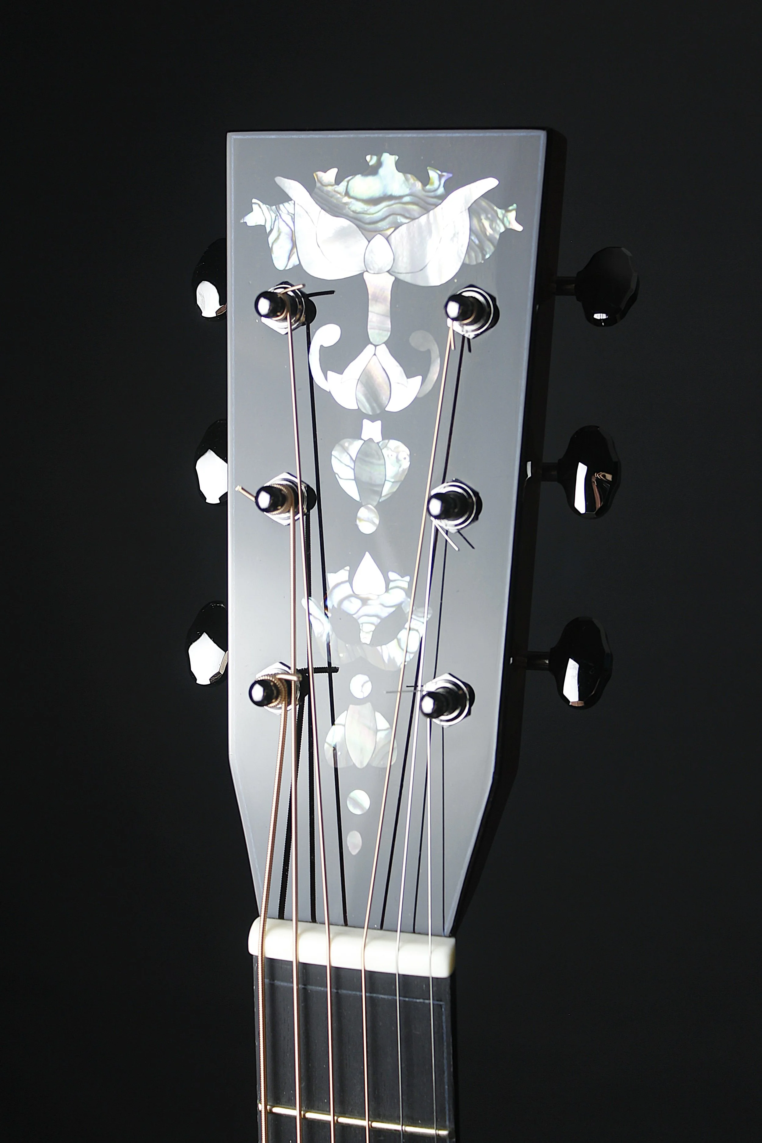 Dreadnought - thermo Adirondack, Katalox - Old Growth Guitars