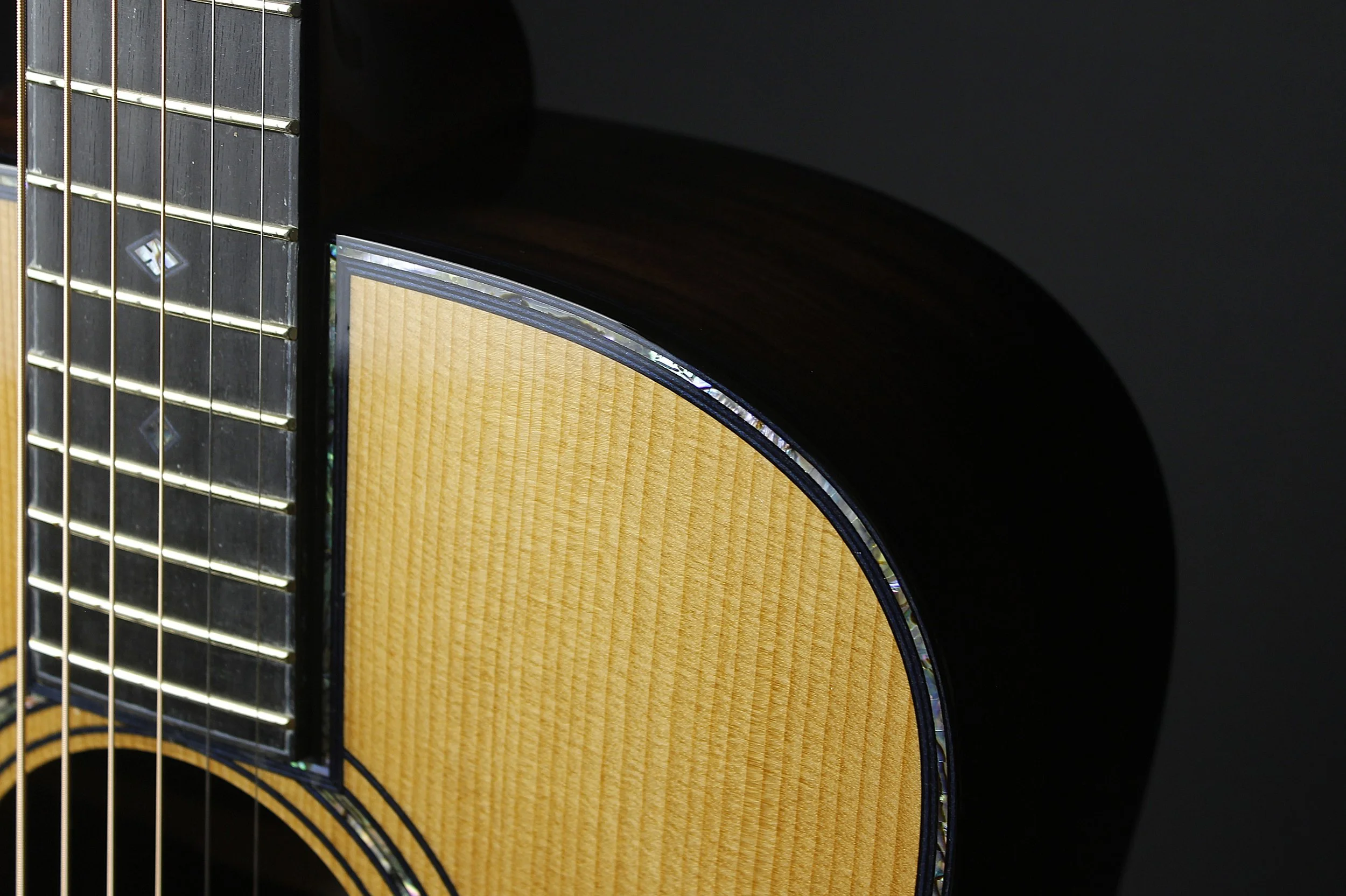 Dreadnought - thermo Adirondack, Katalox - Old Growth Guitars