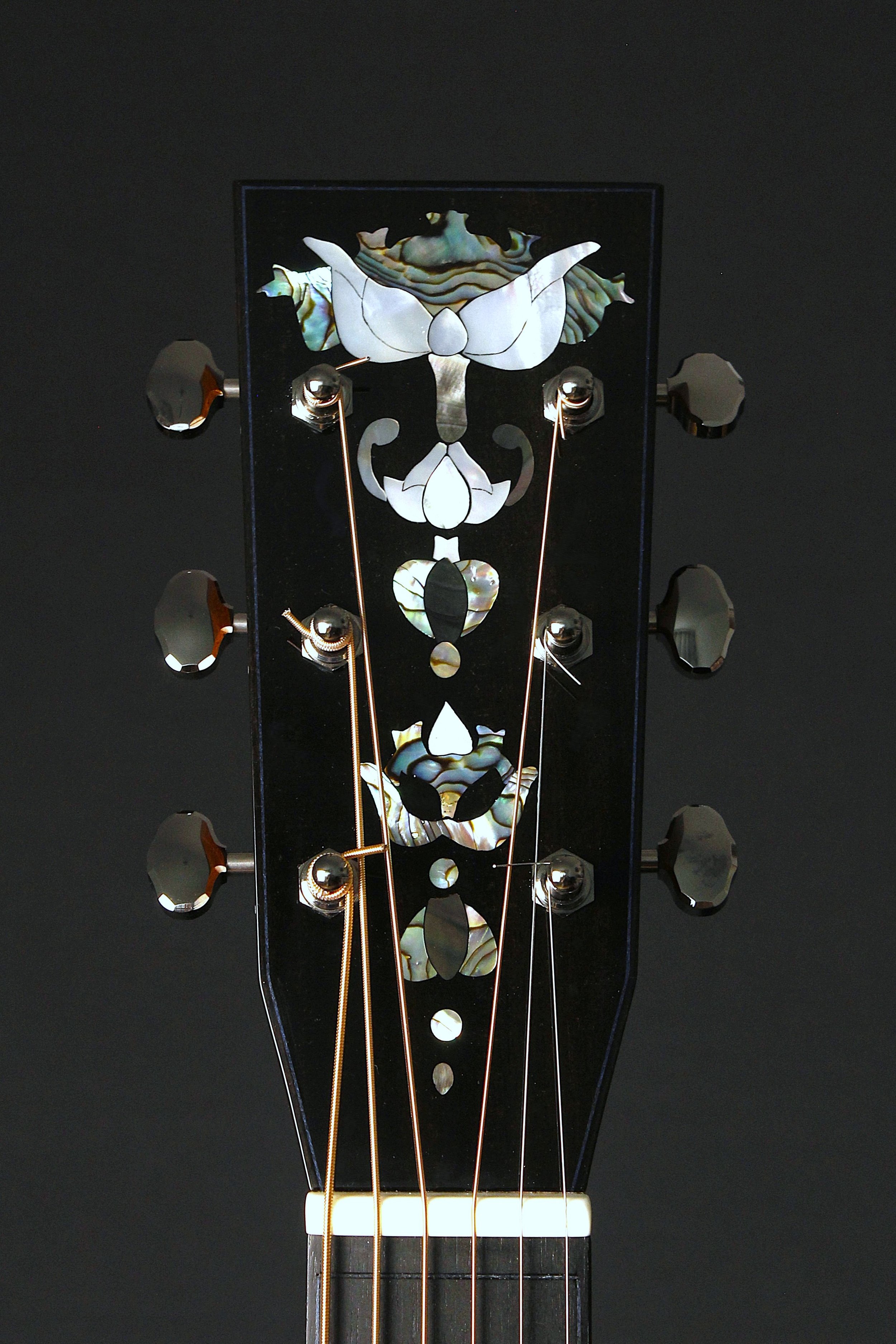 Dreadnought - thermo Adirondack, Katalox - Old Growth Guitars