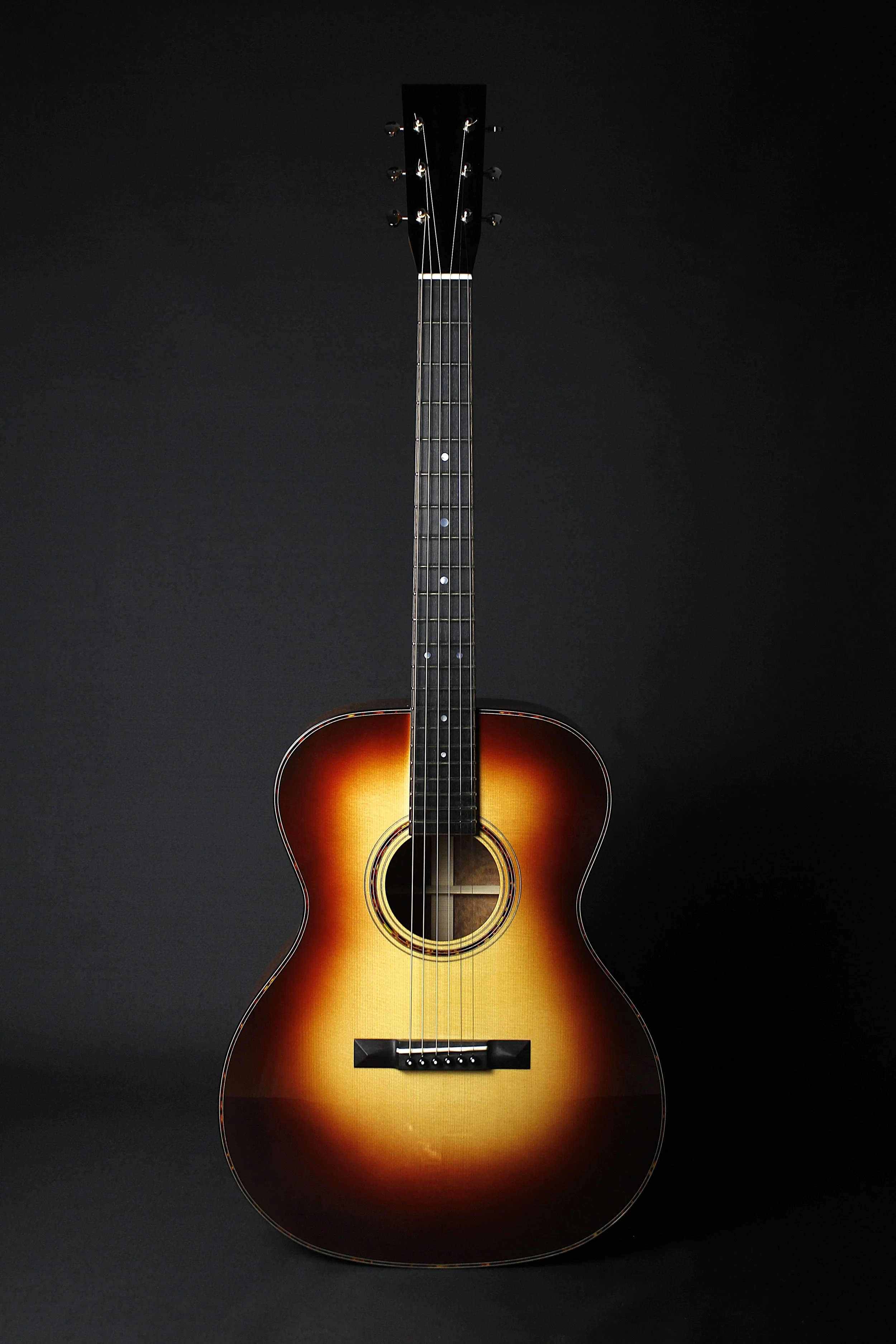 OM - Schweizer Mondfichte, Lacewood - Old Growth Guitars