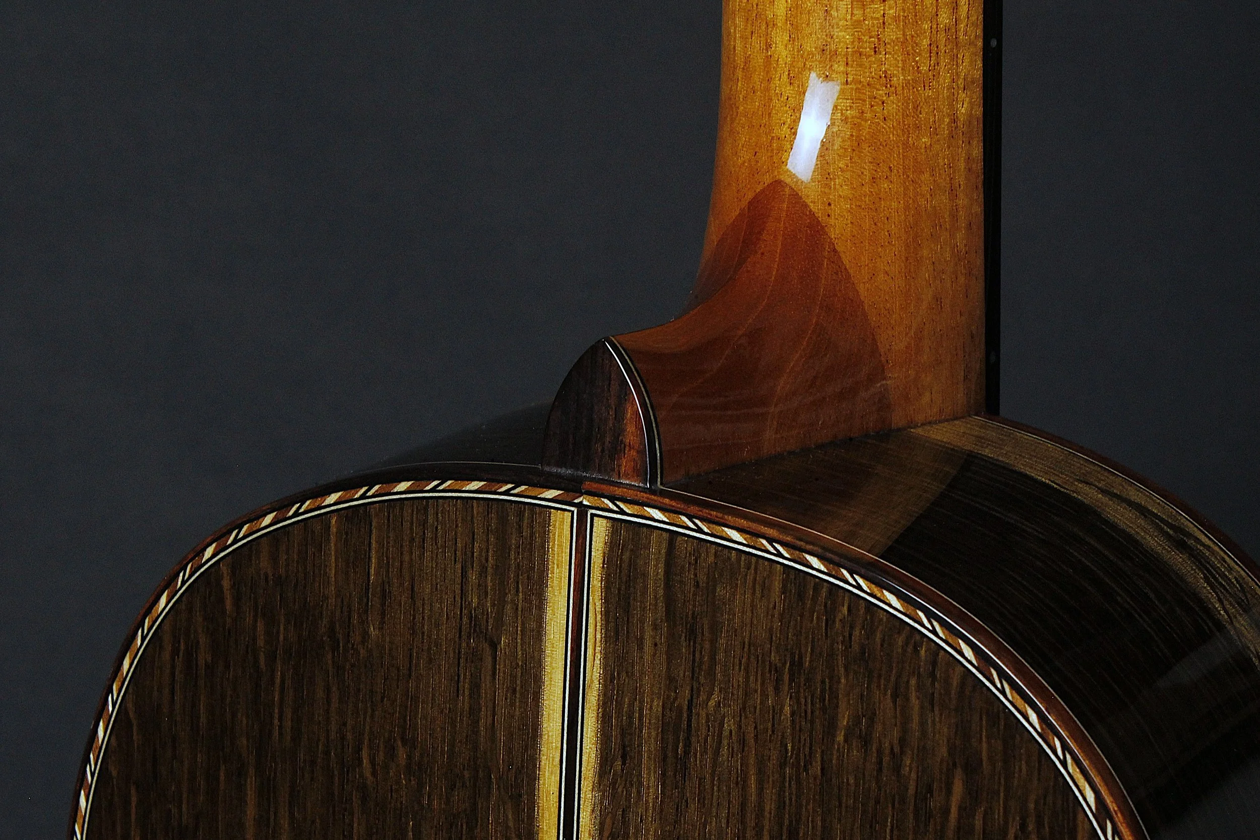 Size 5 - Redwood, alte deutsche Eiche, geräuchert - Old Growth Guitars