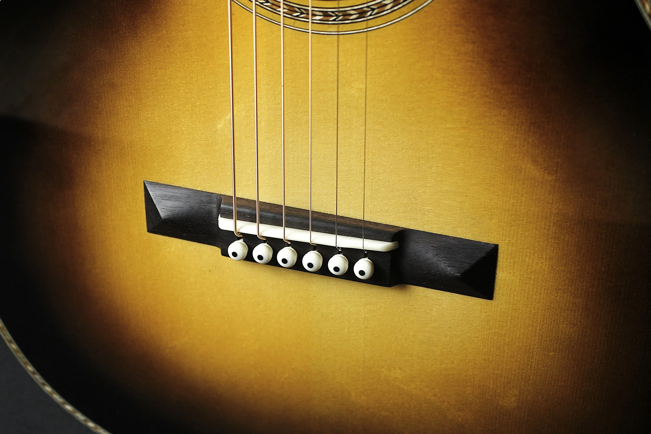 00 - Schweizer Mondfichte, Amazonas Palisander - Old Growth Guitars