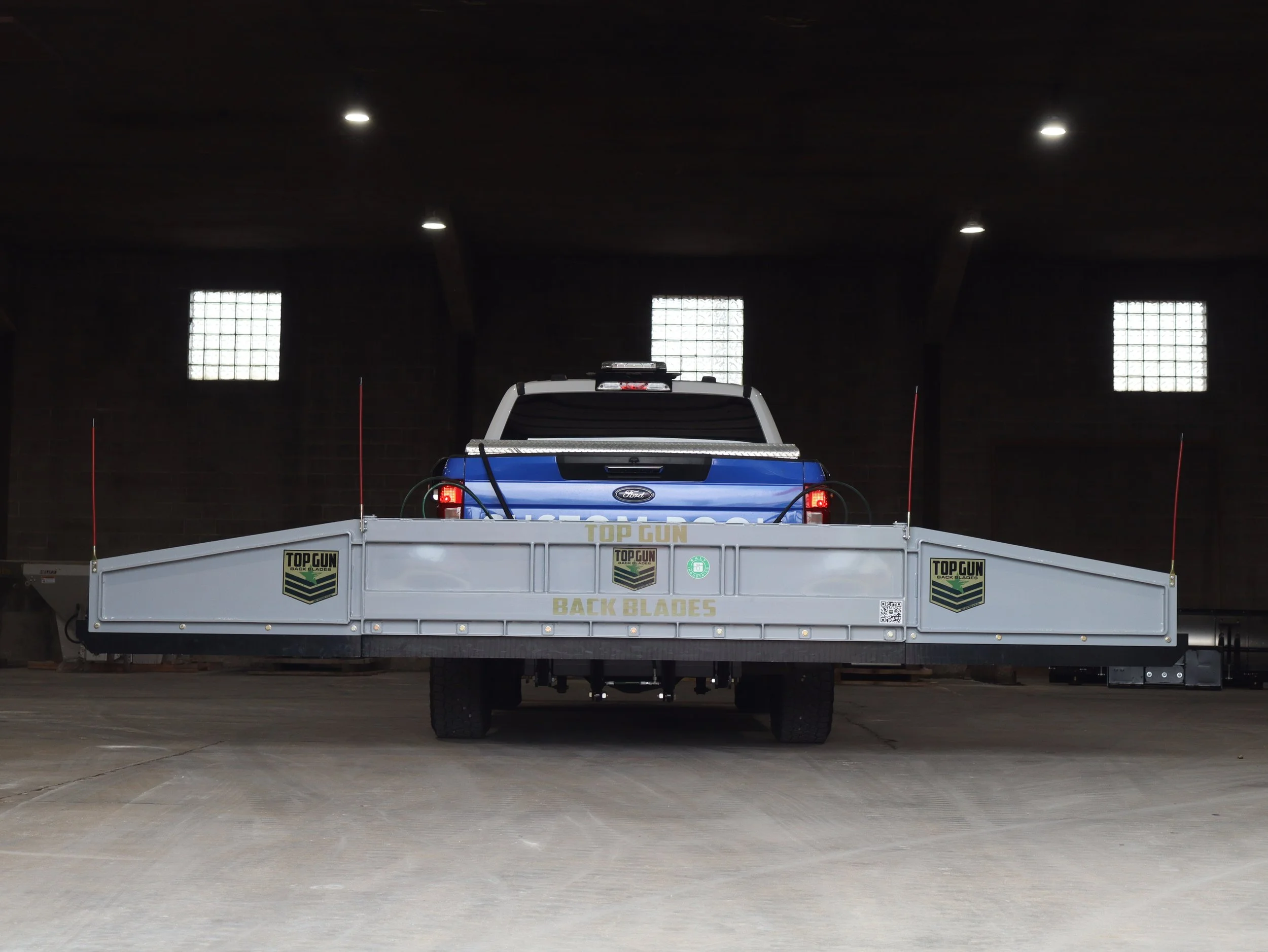 top gun back blade fully exteded to 16'