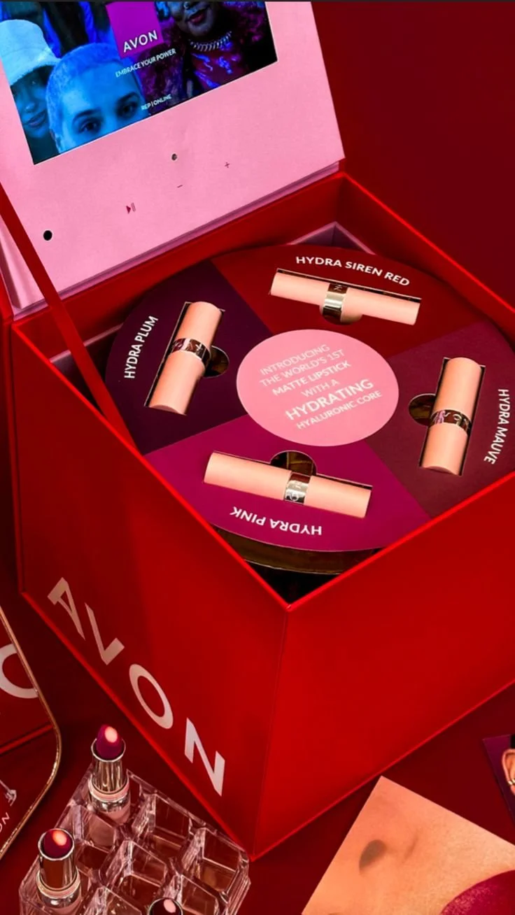 Avon Mailer 4