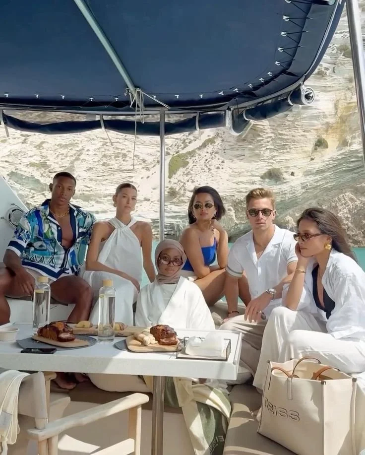 Reiss Summer Club