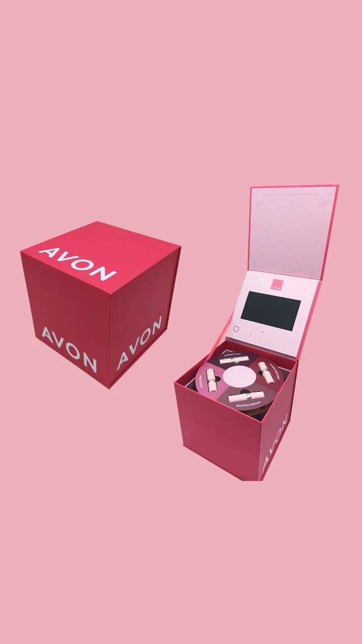Avon Mailer 8