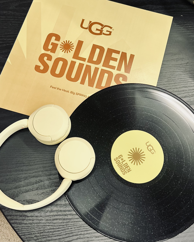 UGG Mailer 4