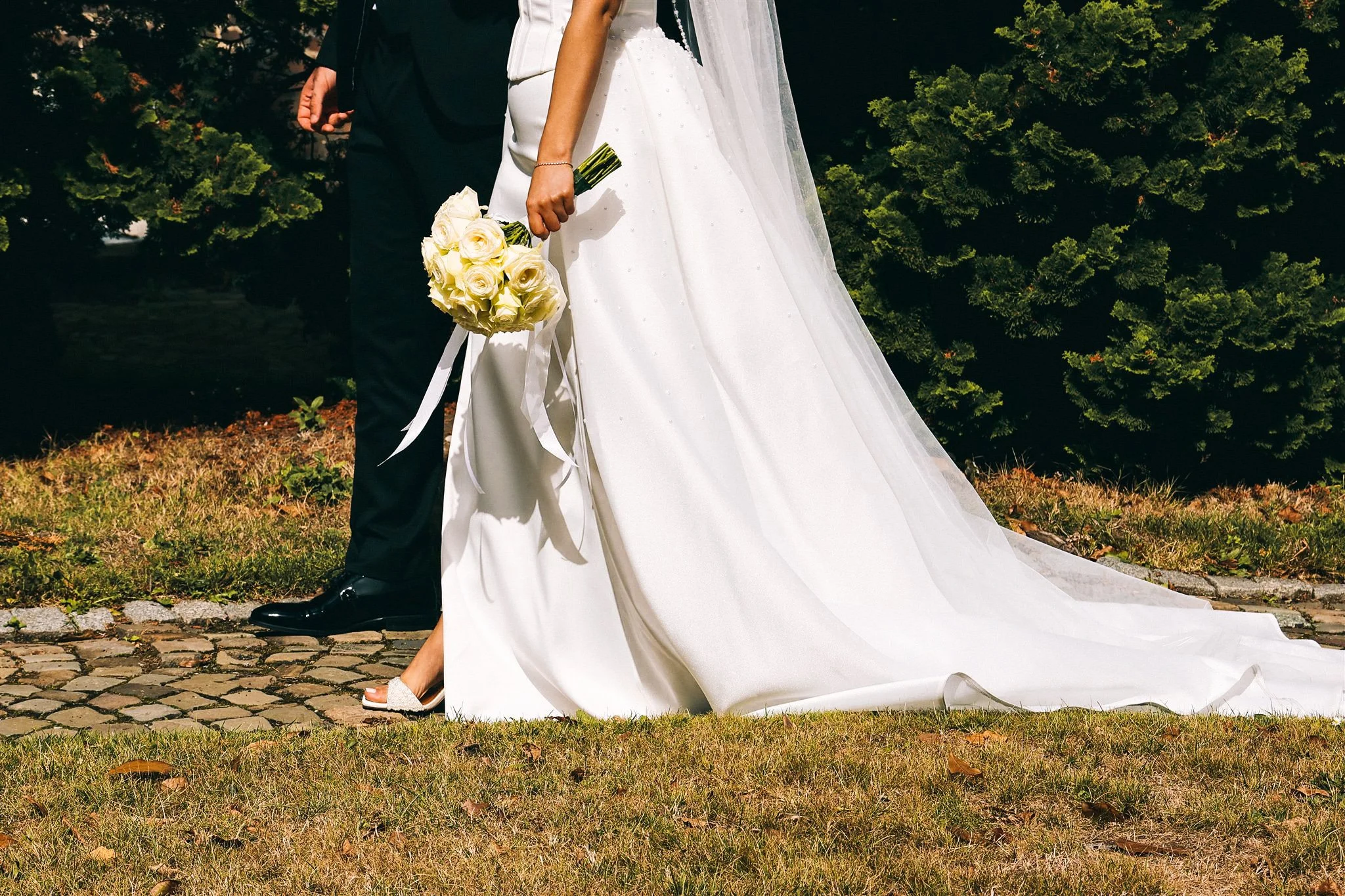 Hochzeitsfotografin Aachen, Hochzeitsfotografie Aachen, Hochzeitsfotografin Köln, Hochzeitsfotografin Düsseldorf, Wedding Photographer Aachen, Wedding Photography, Destination Wedding Photography, cinematic editorial modern, Standesamt Fotografin