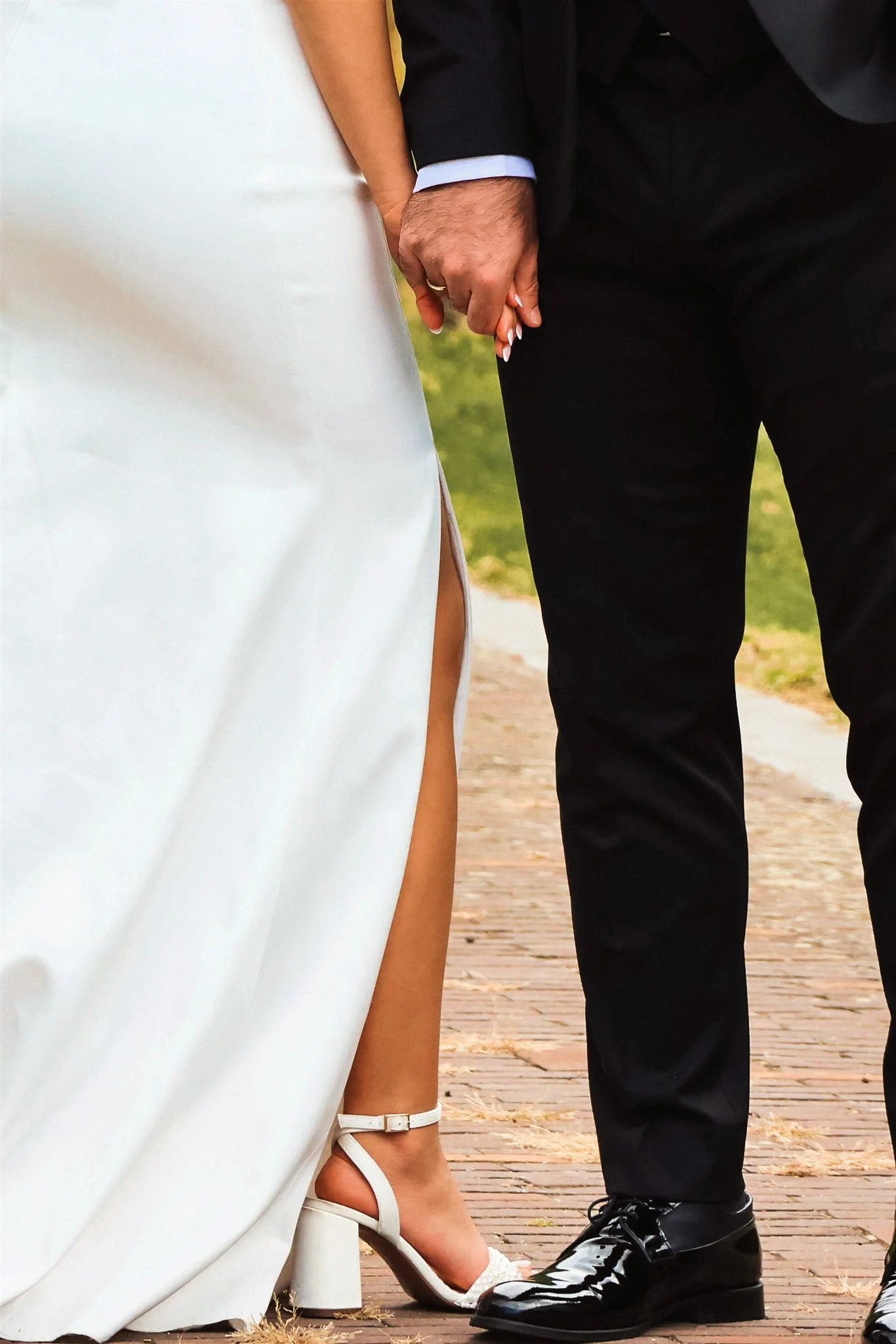 Hochzeitsfotografin Aachen, Hochzeitsfotografie Aachen, Hochzeitsfotografin Köln, Hochzeitsfotografin Düsseldorf, Wedding Photographer Aachen, Wedding Photography, Destination Wedding Photography, cinematic editorial modern, Standesamt Fotografin