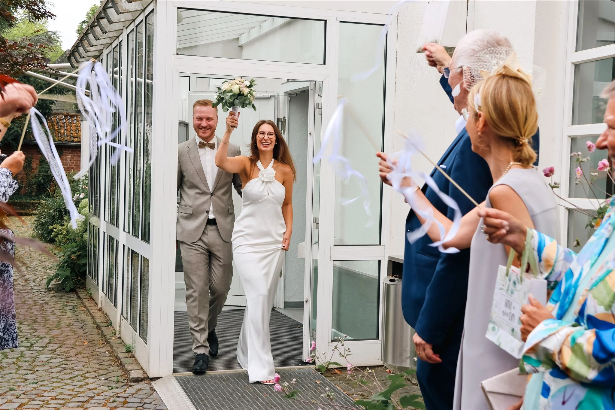 Hochzeitsfotografin Aachen, Hochzeitsfotografie Aachen, Hochzeitsfotografin Köln, Hochzeitsfotografin Düsseldorf, Wedding Photographer Aachen, Wedding Photography, Destination Wedding Photography, cinematic editorial modern, Standesamt Fotografin