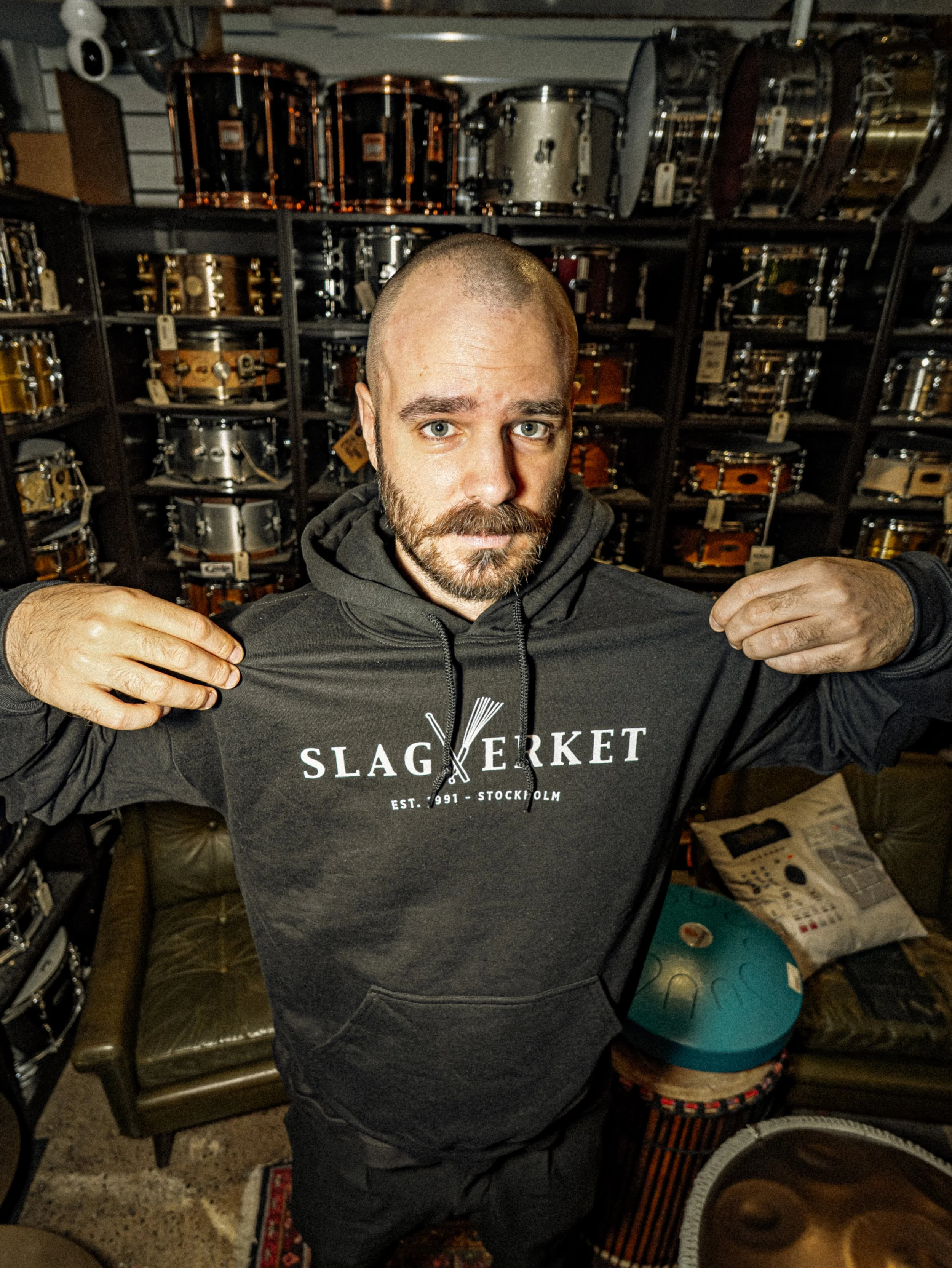 6_2025_Slagverket_Merch_Photoshoot_P_A_4764_HansNilsson.jpg