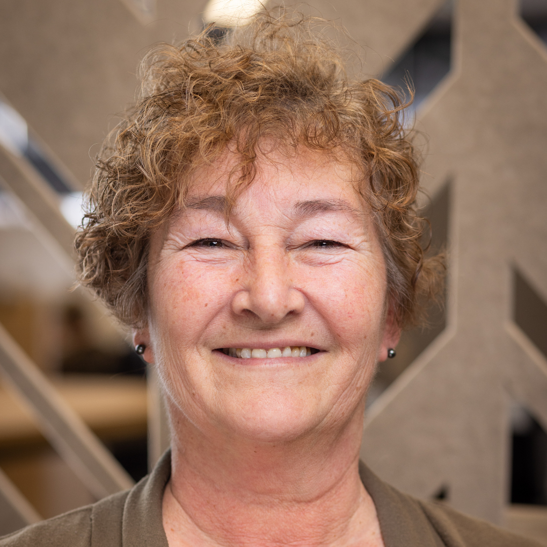 Diane Reid head shot