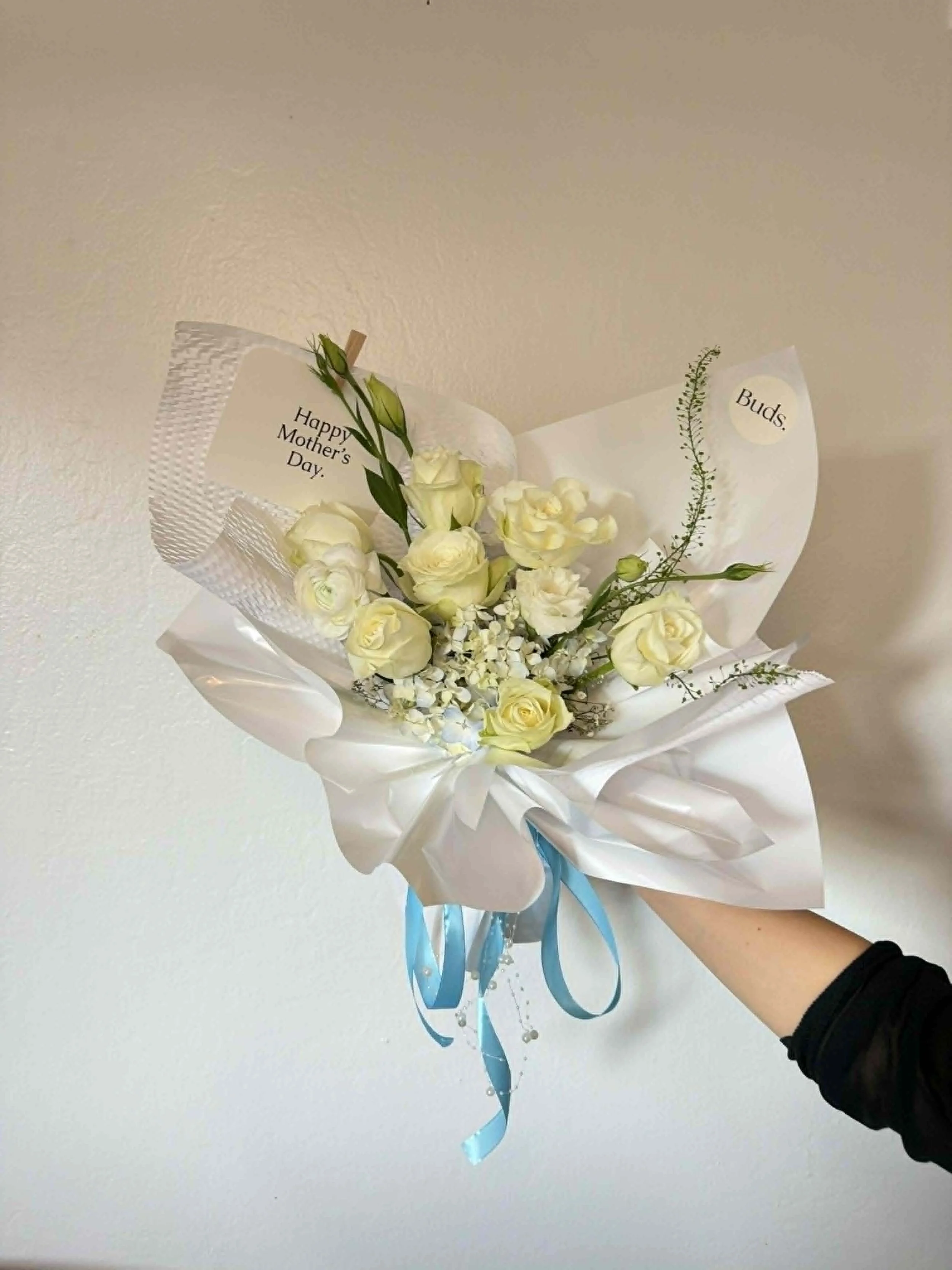 White Grace Bouquet