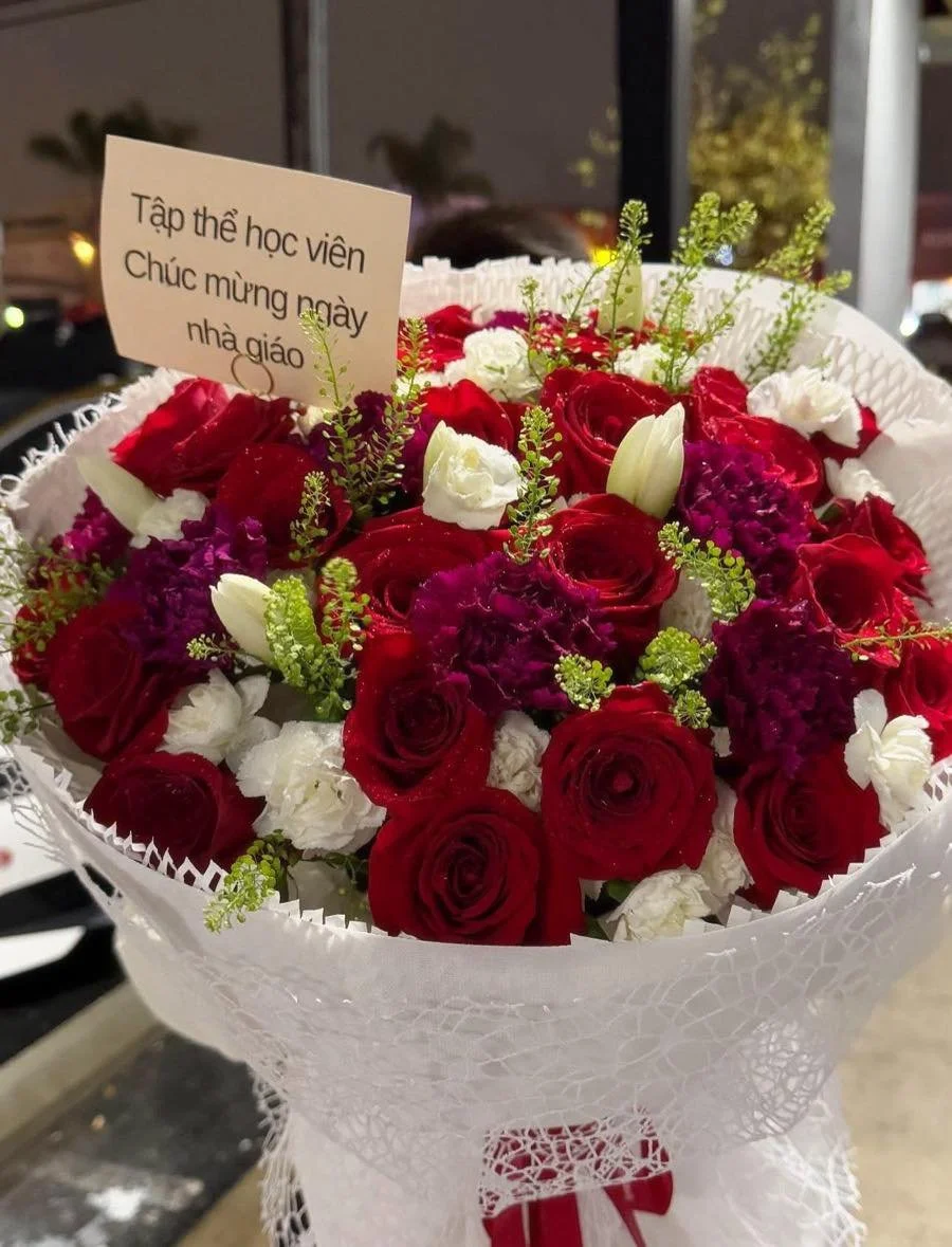 Red Rose Romance Bouquet