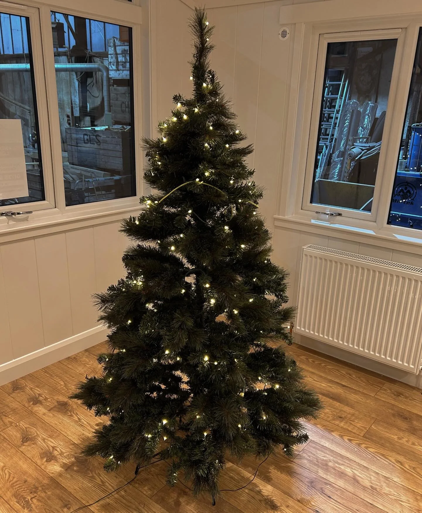 Our joiners&rsquo; tree is up, the workshop is sparkling, and we&rsquo;re ready to close up for the holidays! ✨