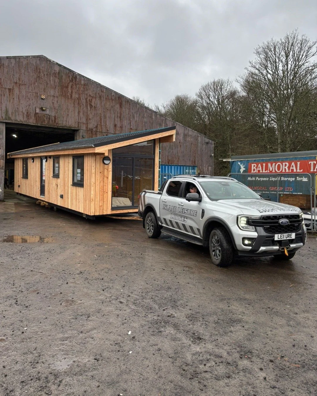 This week, Shaun and Callum delivered this 2-bed, larch-finished lodge all the way from Perth to Skye - and captured the journey from workshop to siting.

At just under 6m wide, every centimetre mattered on this delivery. Talk about precision!
