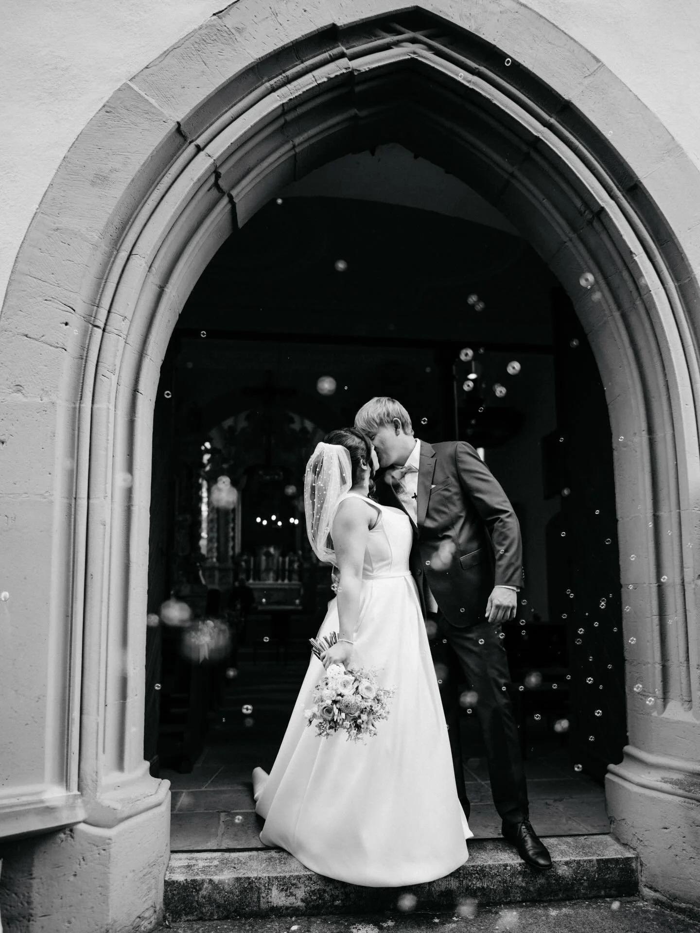 Design that touches starts with listening. It prioritizes feeling over effect and it removes what doesn&rsquo;t serve the story. 🤍

It creates space for Emotion ✨

It feels natural, never staged 🌸

This is what we mean when we talk about refined de