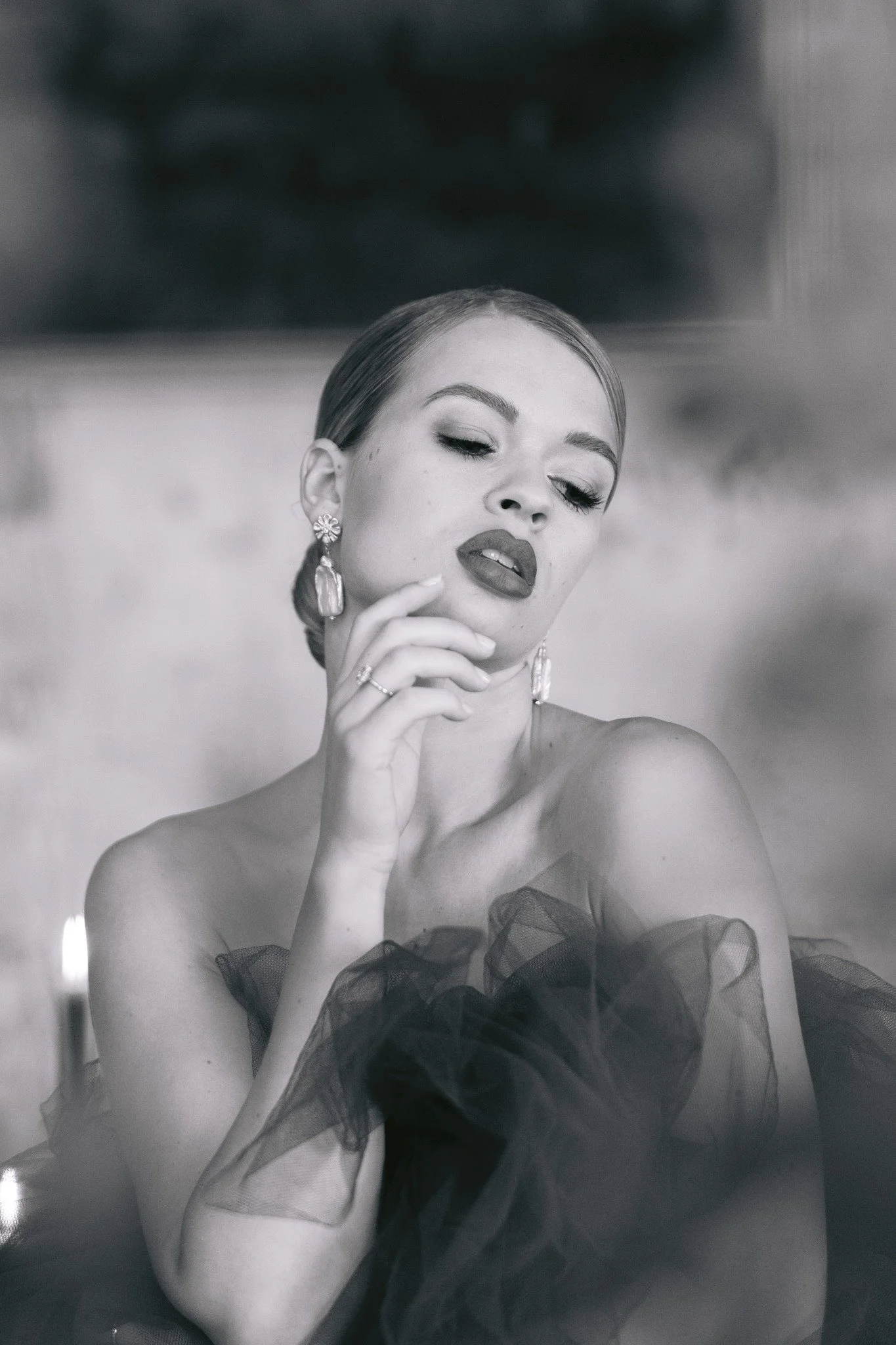 Beautifully captured by @ziegertkatja 🤍

Concept, Planning, Flowers: @traumtage.by.lisa

Photo: @ziegertkatja

MuA: @nadjamaerz.mua

Sweets: @kumku.cakedesign

Stationery: @zumverliebenschoen

Jewellery: @belfioreaccessories

Dress:
@jessy_stuchly

