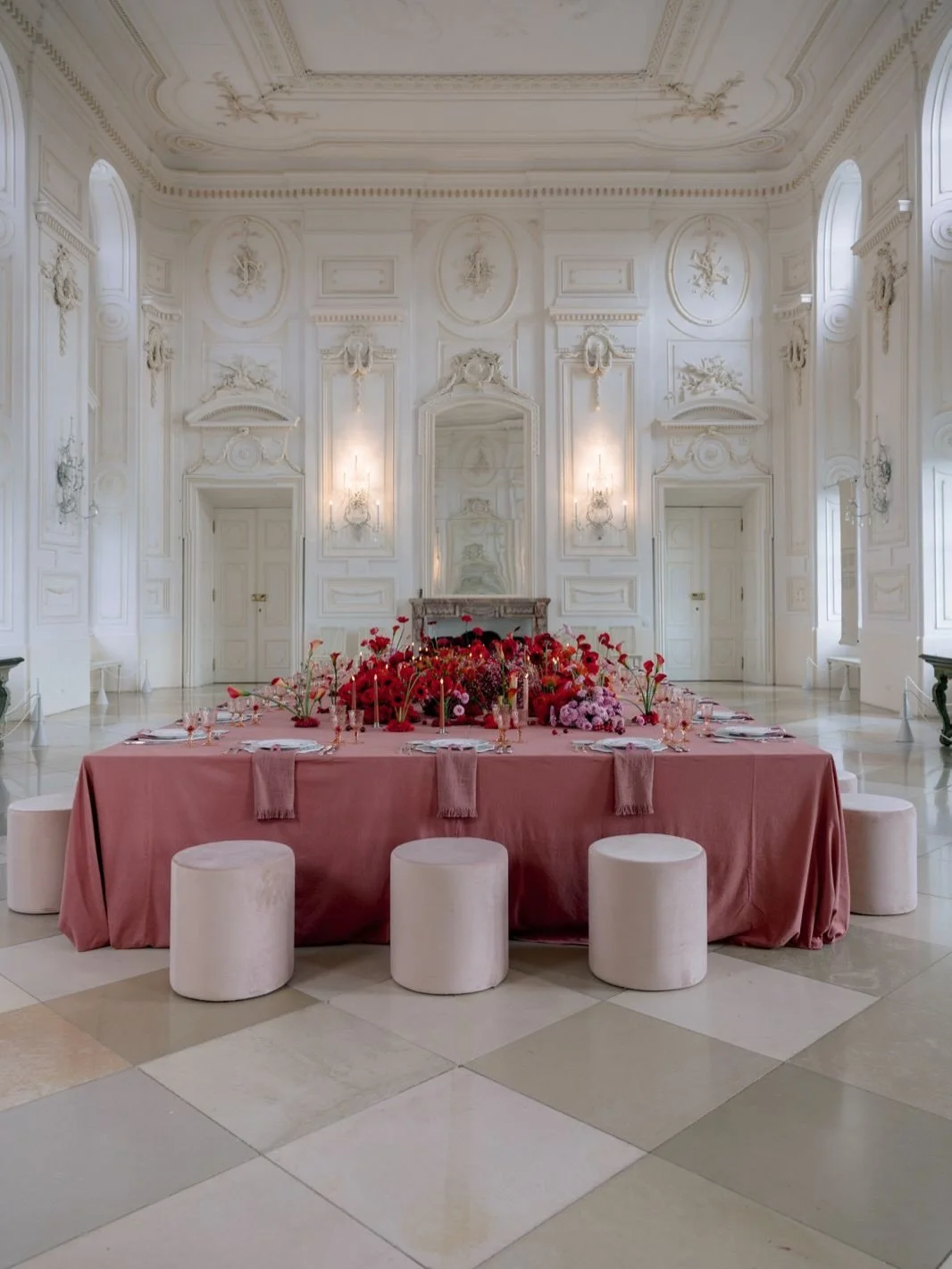 There is a quiet confidence in keeping things simple. When nothing feels like too much and every single piece has its place, the design naturally speaks for itself.

A table doesn&rsquo;t need to be overcrowded to feel complete. It just needs balance