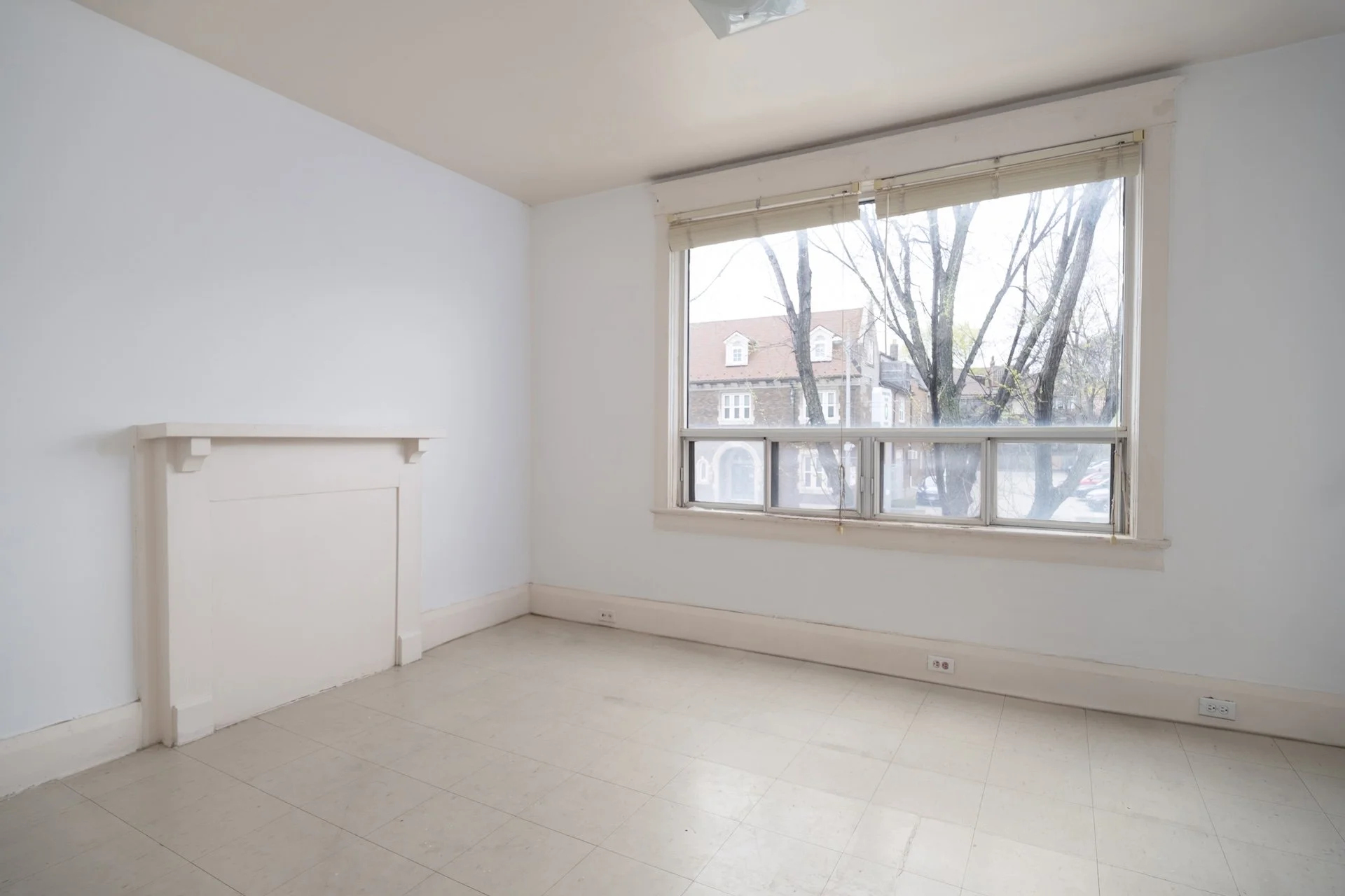 Second Floor - 641 St. Clair Ave. (1 of 11).jpg
