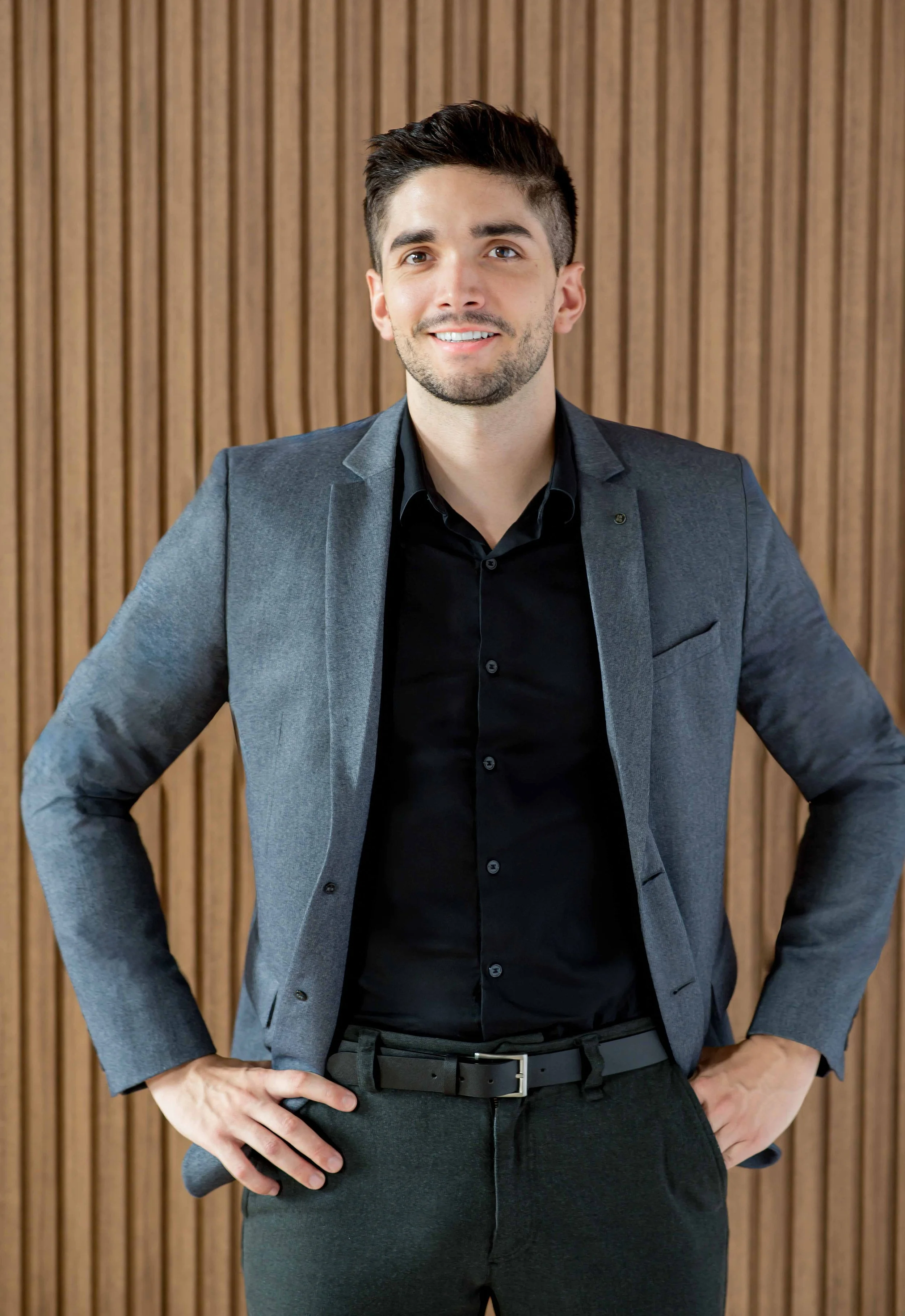 PBHeadshotsNicolasSantos_2025_DianaRenelli_Toronto_Photographer_0118-Edit-Edit.jpg
