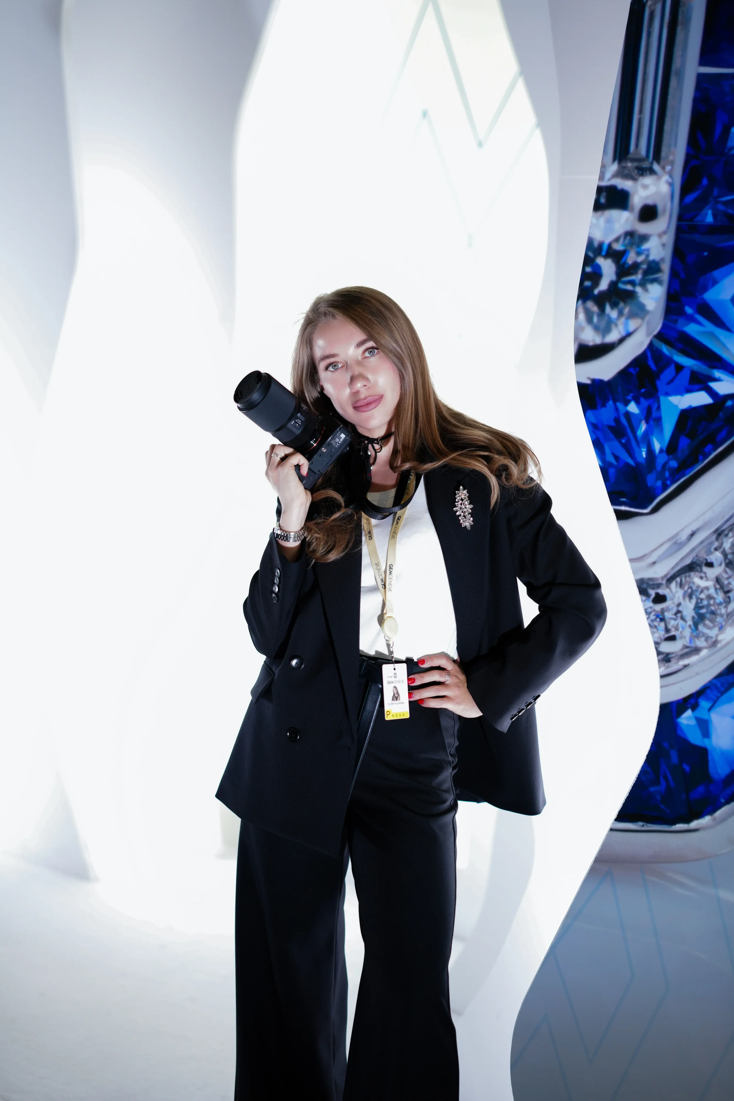 Photographer on set at GEM Genève jewellery exhibition — New Moon Agency Klagenfurt