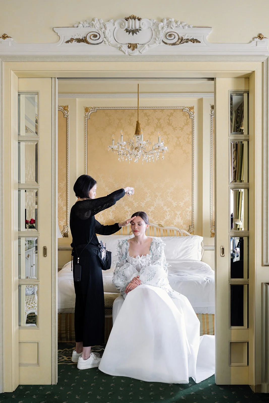 Agnes Kinczer_destination-wedding-Vienna-Belvedere-114.jpg