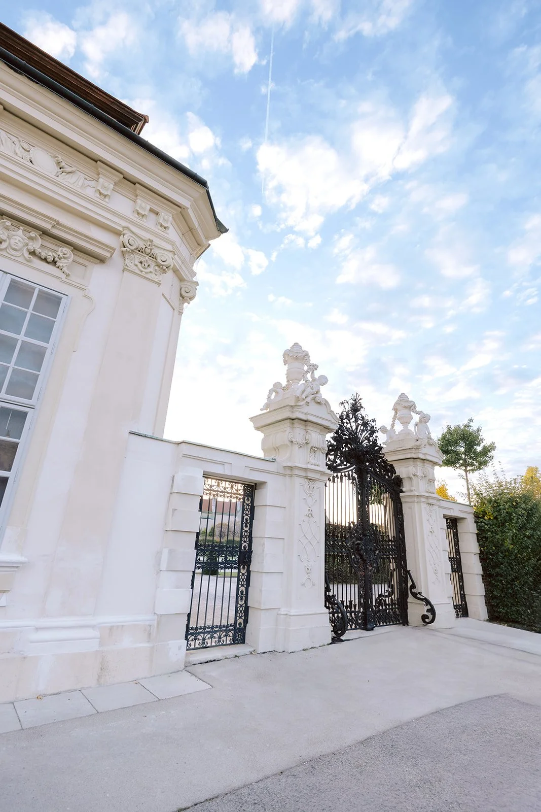 Agnes Kinczer_destination-wedding-Vienna-Belvedere-2.jpg